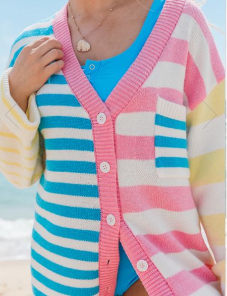 Shop my recent purchases here✨ Can’t wait for these to arrive and show you cuties💗

#summeroutfit #summertrends #colorfulstyle #vacation #vacationiutfit #stripes #trending #cardigan #pullover



#LTKFindsUnder50 #LTKTravel #LTKSeasonal