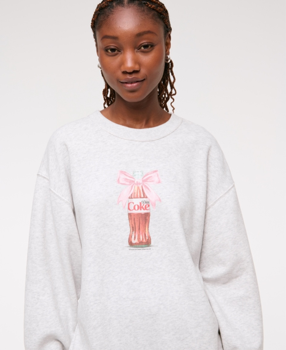 Christmas gifts for her 🎀 vintage Diet Coke crew neck 

#LTKSaleAlert #LTKHoliday #LTKGiftGuide