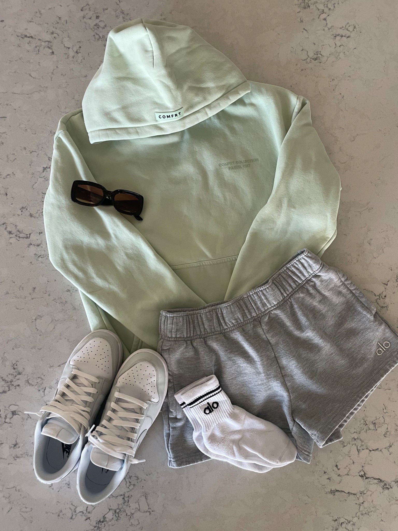 Sporty clothes...

#LTKSaleAlert #LTKSpringSale #LTKActive