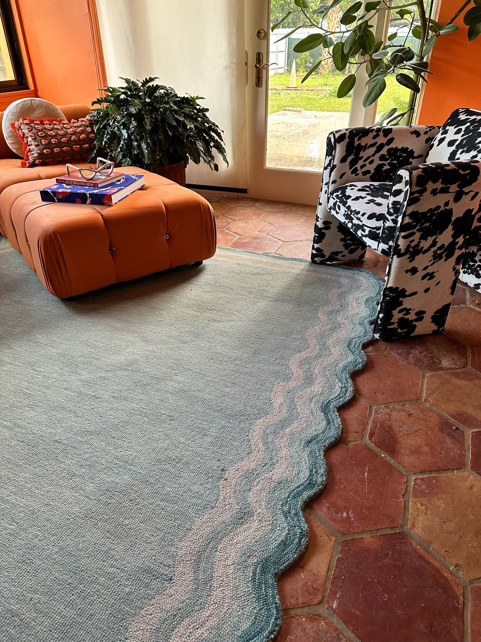 Rug + accessories 

#LTKhome