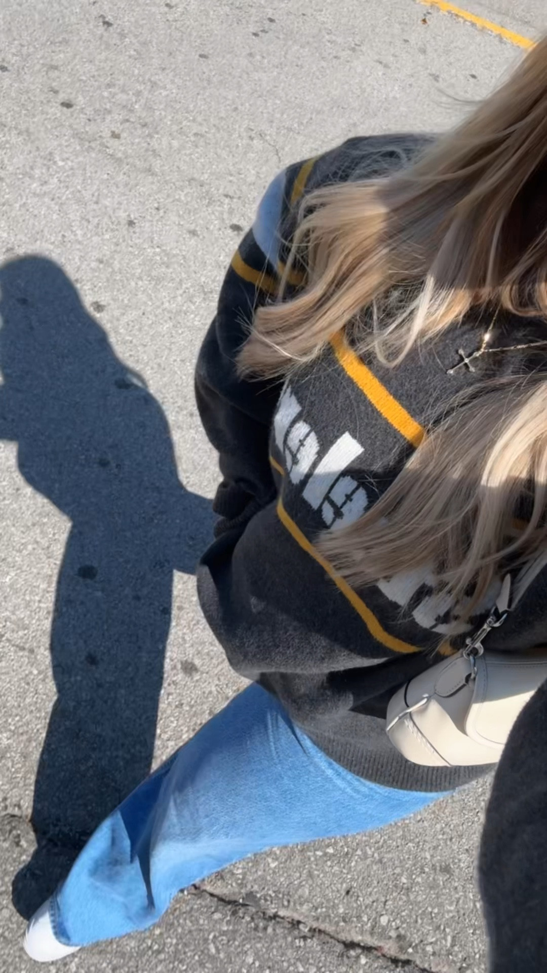 Wearing an XL in the Steelers weather! Not itchy at all 🖤✨