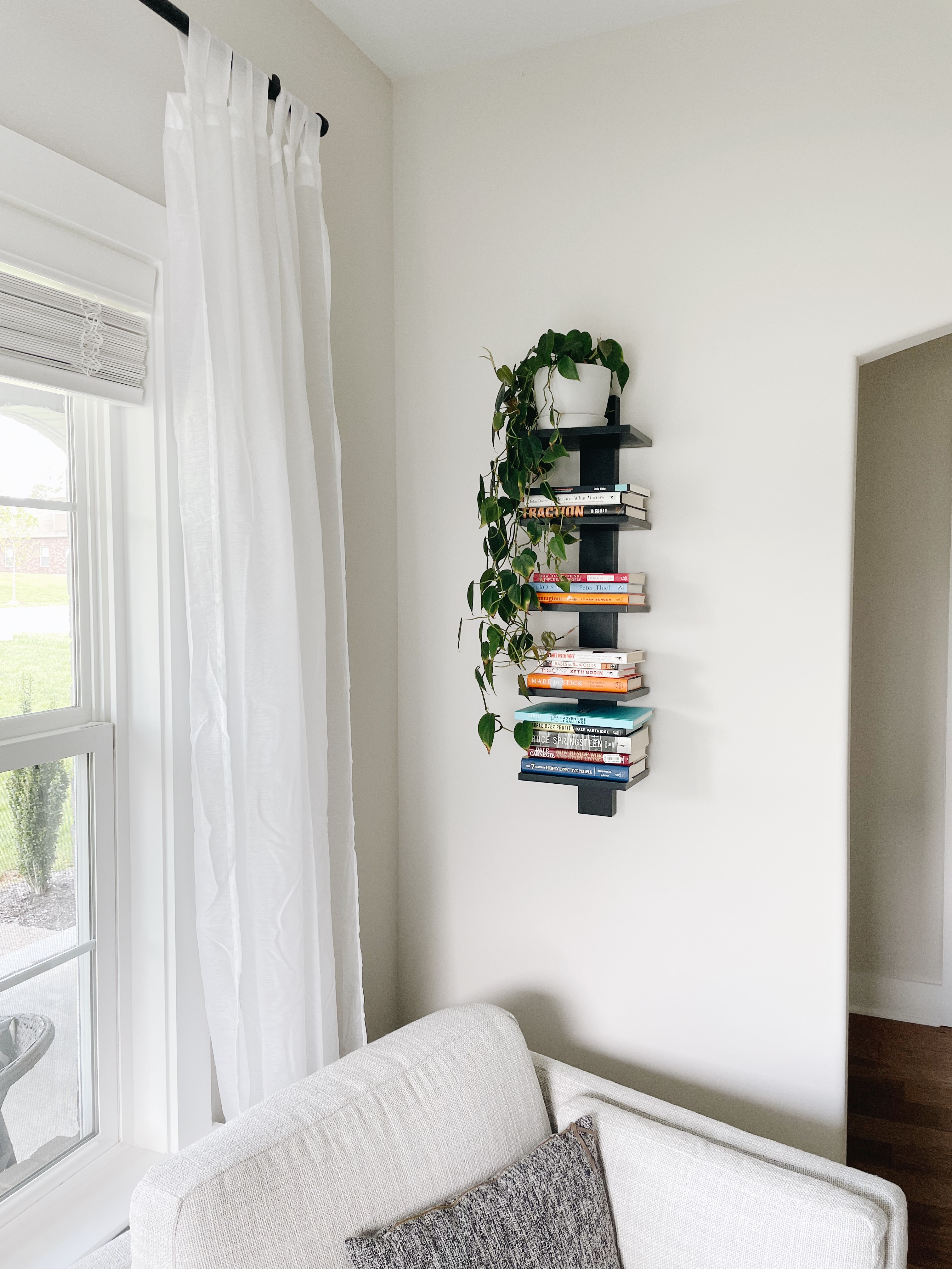 Bookshelf, book lover, home decor, home organization, interior design

 

#LTKHome #LTKFamily