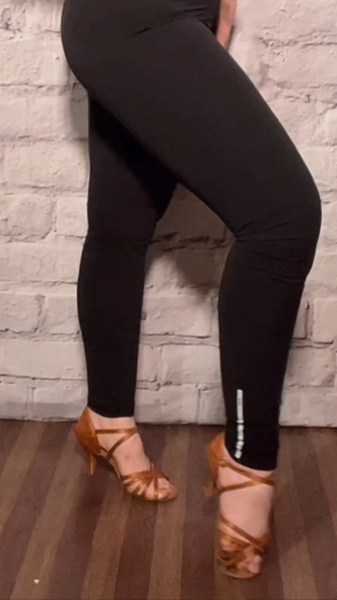 harshness has no redeeming value ✨ audio on!! because the quote by terry real, read by mel robbins stopped me in my tracks…discipline doesn’t have to be harsh to be effective and confidence isn’t built through punishment

✨ this is what discipline in action actually looks like for me: practice, repetition, and staying present without tearing myself down

✨soft discipline, real life

follow @thebananniediaries for embodied confidence and discipline without burnout

#softdiscipline #embodiedconfidence  #mentalhealthjourney #thebananniediaries
#TheBanannieDiariesByAnnie

audio: @melrobbins @realterryreal @themelrobbinspodcast 

tags: mel robbins quote discipline, harshness has no redeeming qualities, soft discipline real life, discipline without punishment, embodied confidence practice, ballroom dance practice mindset, consistency without burnout, movement for mental health