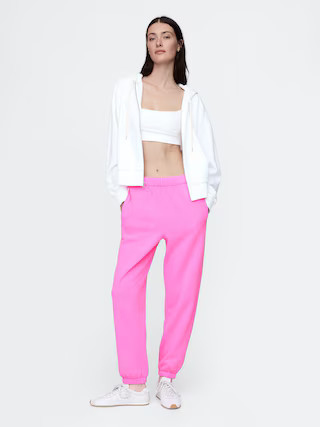 Vintage Soft High Rise Boyfriend Joggers | Gap (US)