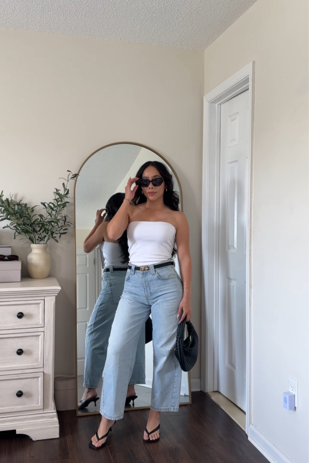 Easy summer outfit with barrel jeans 

#LTKStyleTip #LTKFindsUnder100 #LTKFindsUnder50