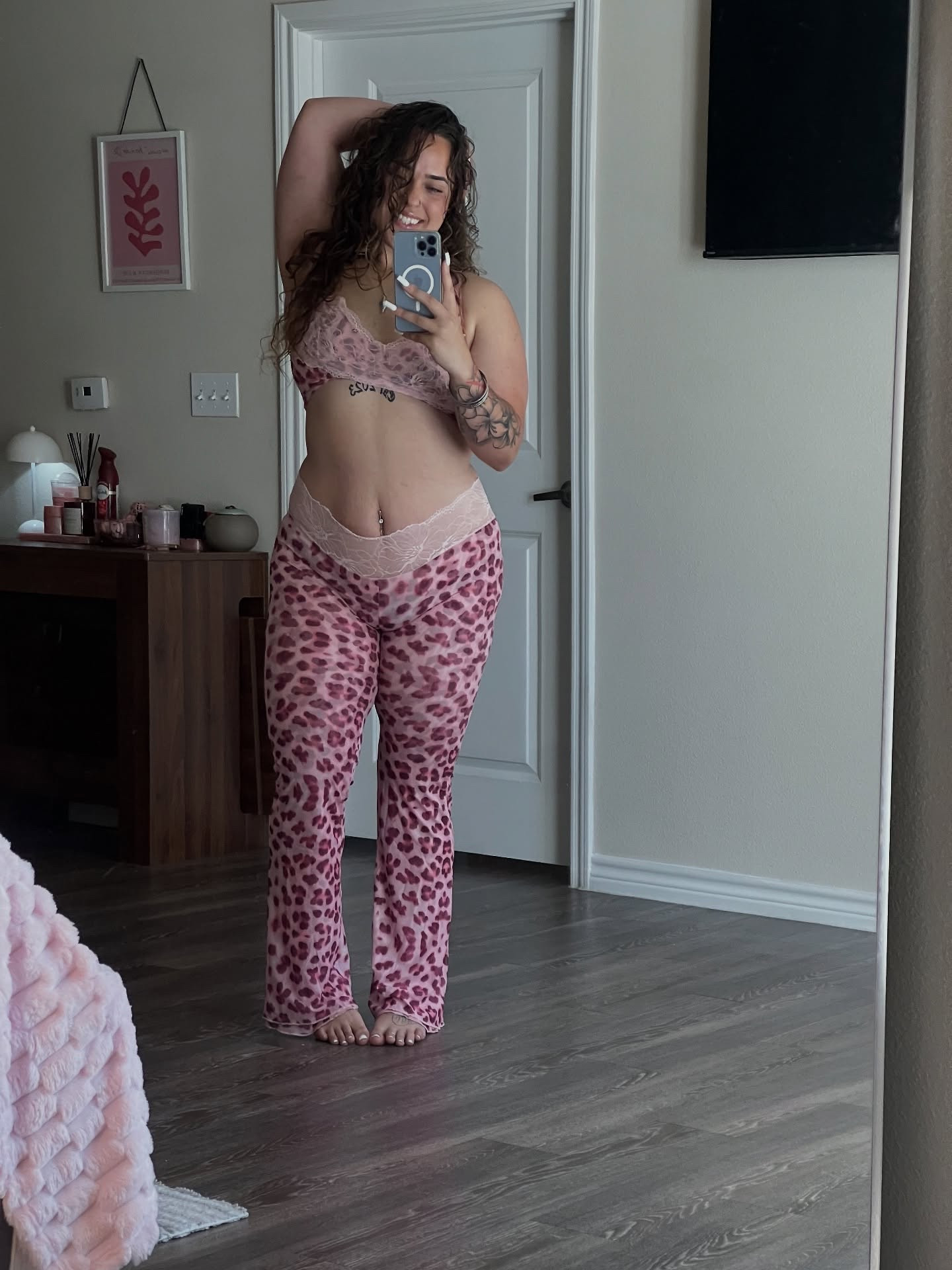 Im gonna start posting on LTK so you guys dont have to ask where all the fits are from 💕✨