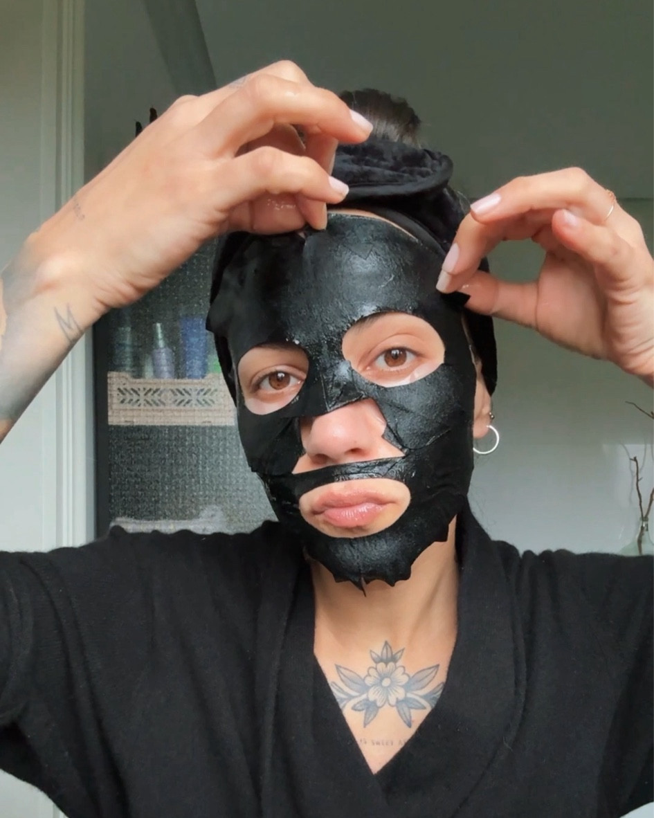 03.02.24 // 
TikTok : heyohcoco 