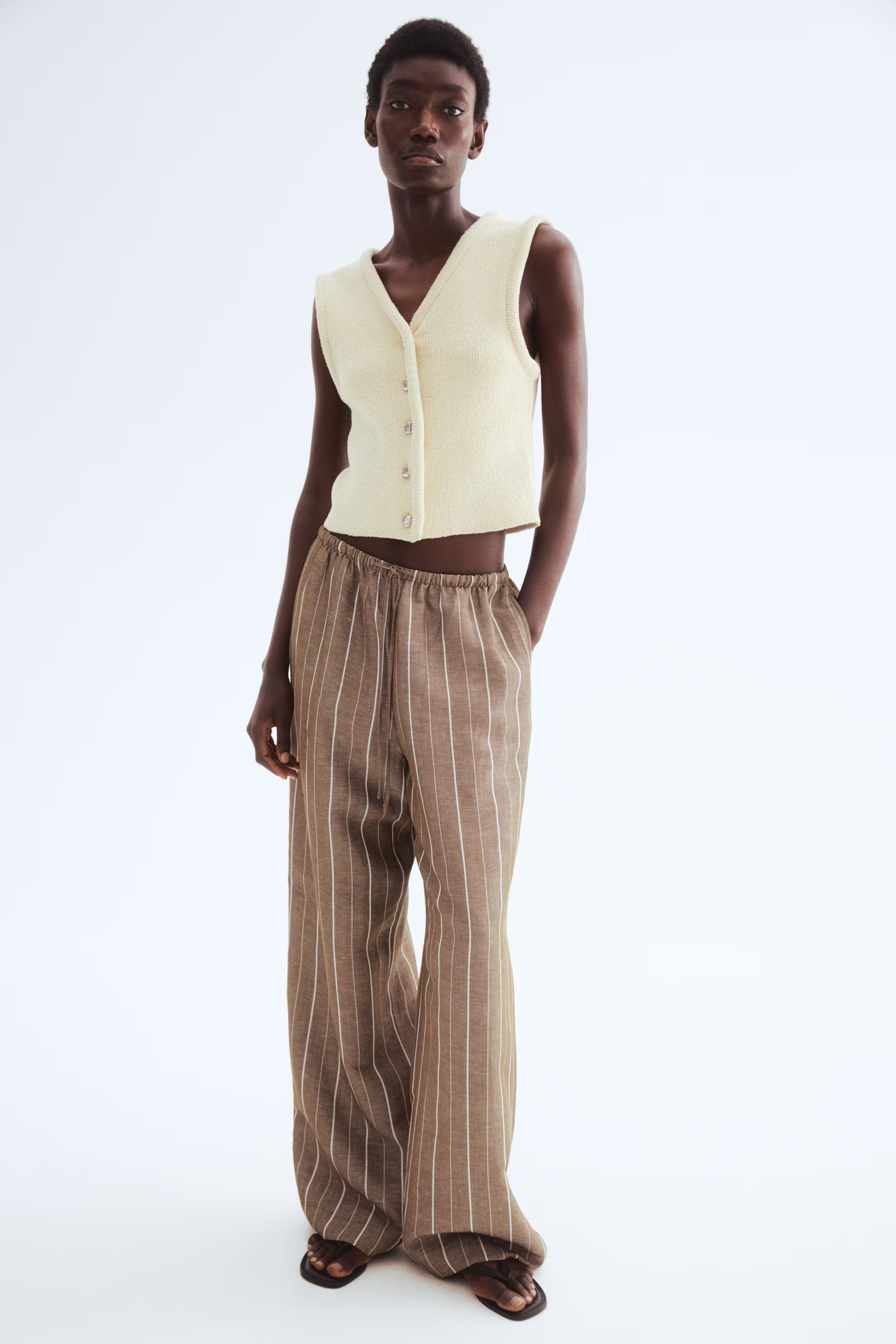 Knitted waistcoat | H&M (UK, MY, IN, SG, PH, TW, HK)