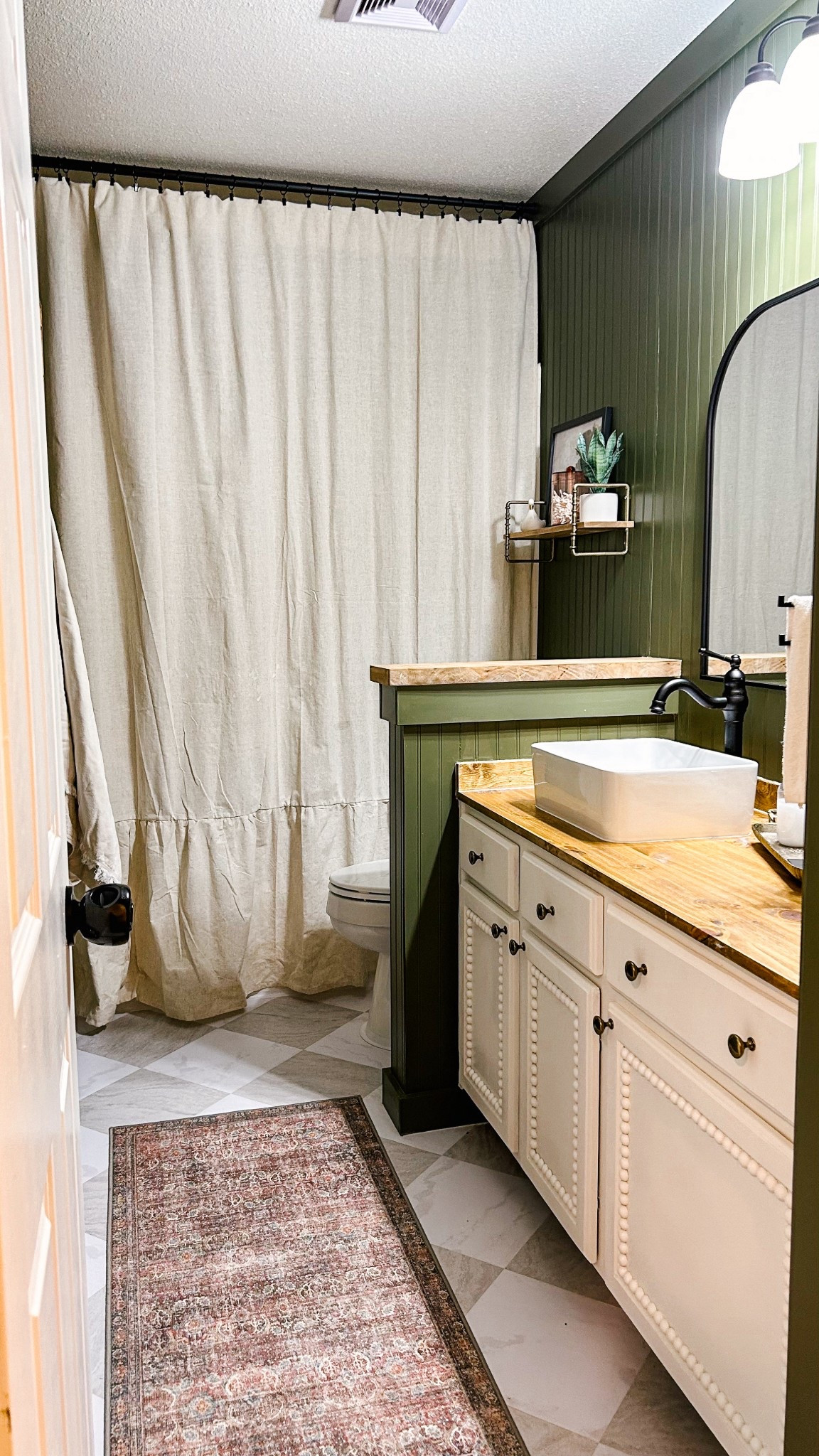 BATHROOM RENO IS DONE 👏🏼 all the links I could add are here! 

#LTKFindsUnder100 #LTKHome #LTKFamily
