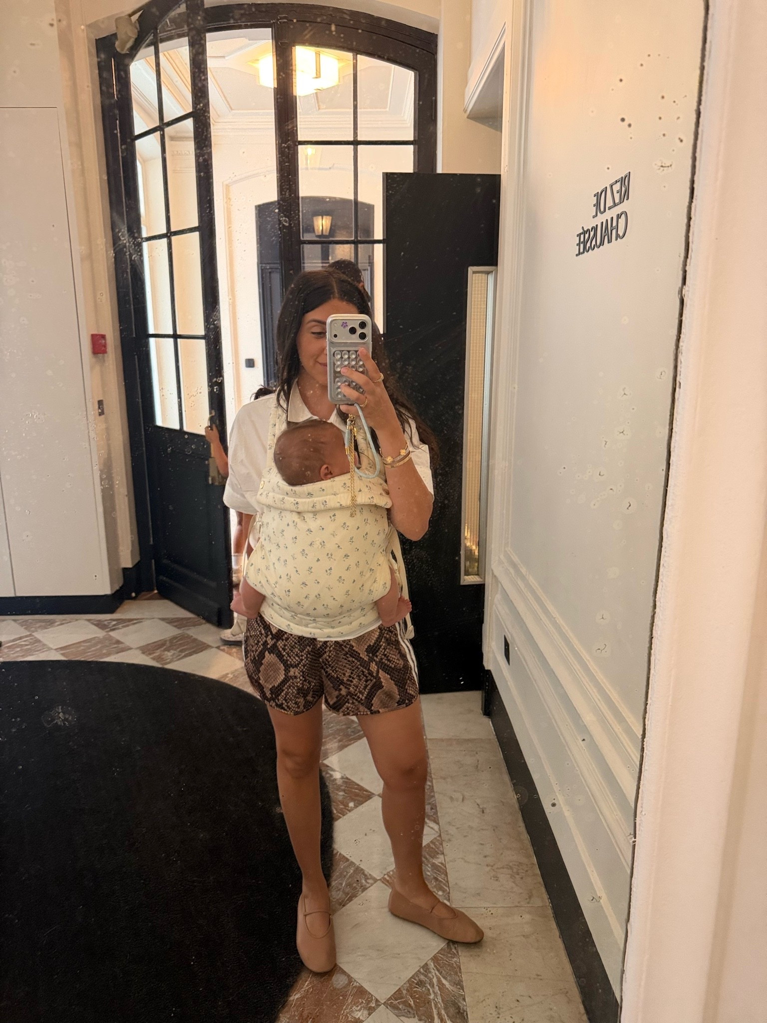 Top: medium
Bottoms: medium 

Dressupbuttercup.com #dressupbuttercup #dederaad

#LTKootd #LTKmomlife #LTKTravel