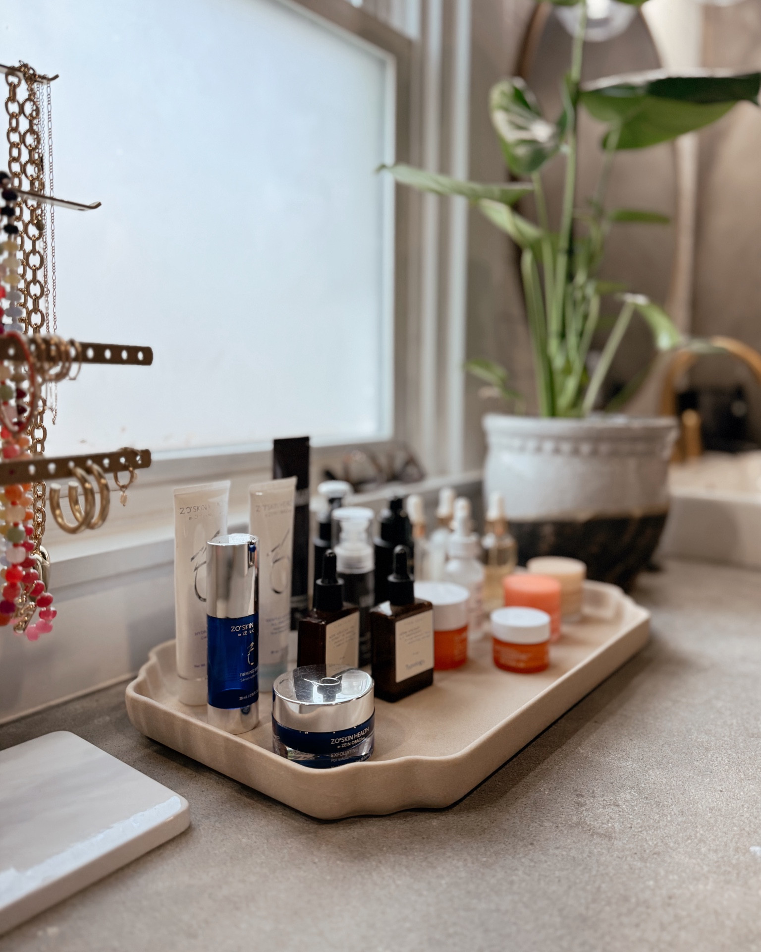 $20 ceramic tray we picked up, I love the detailing on the corners! So beautiful. Tray works perfectly on our bathroom counters for skincare + everyday essentials ❤️

Target home, studio McGee, ceramic tray, designer lookalike 

#LTKFindsUnder50 #LTKHome