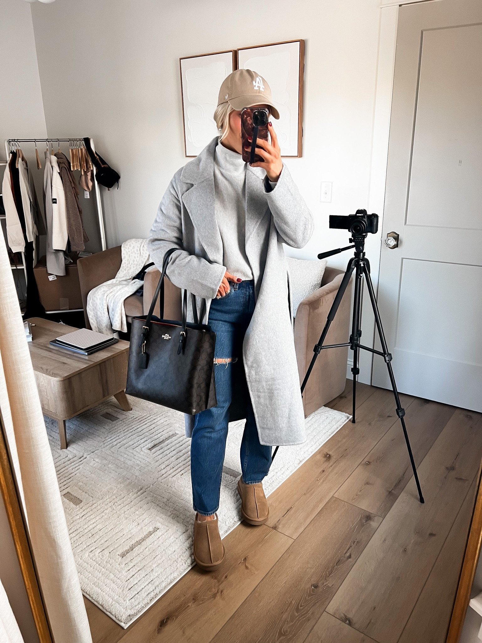 A&F LOOK 5: Comfy, casual & practical. I would not recommend this jacket more.. 12/10 (wearing size xs jacket, xxs/s waffle top, 25 curve love short jeans)

#LTKSeasonal #LTKstyletip #LTKGiftGuide