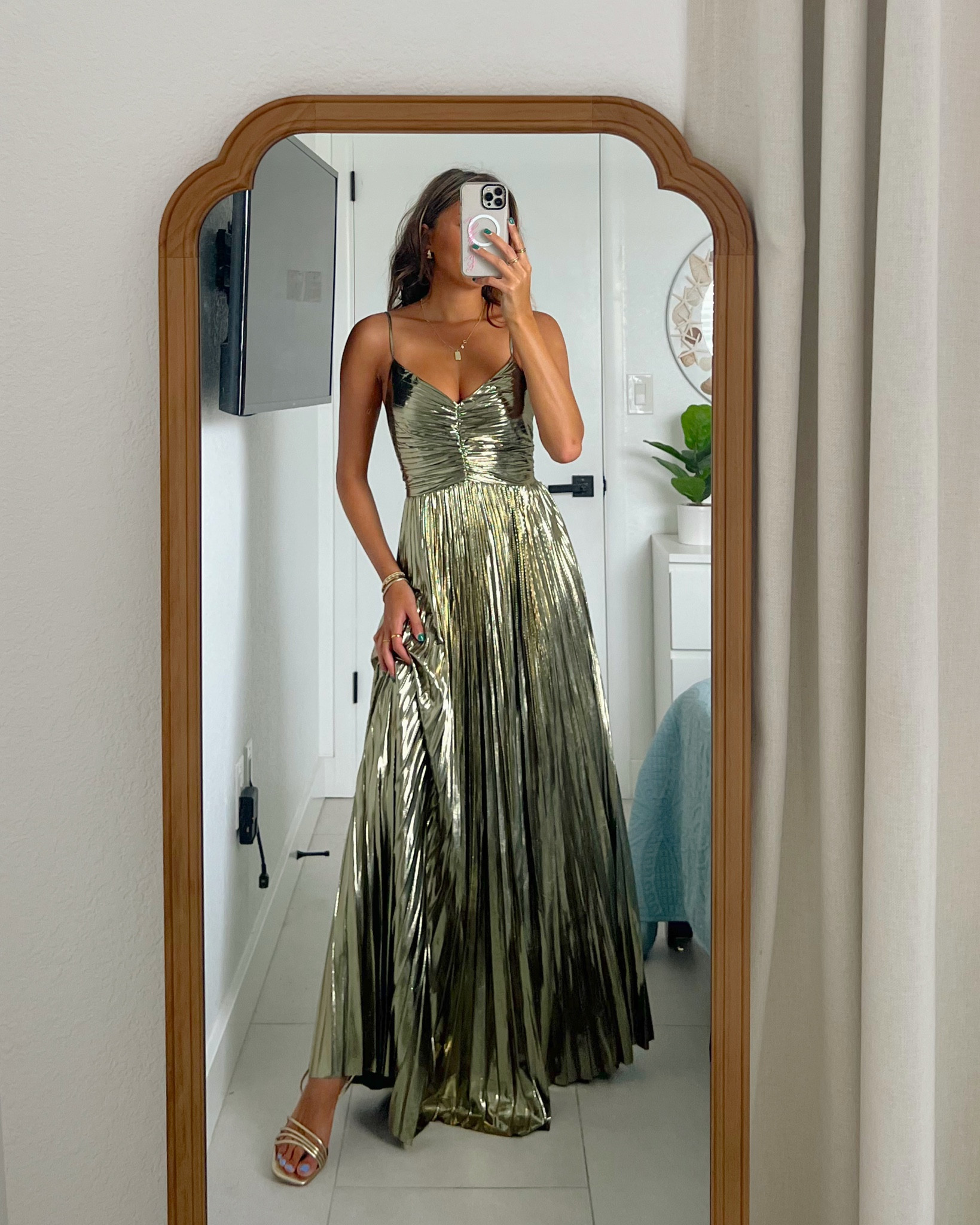 holiday outfit idea from petal & pup ❤️🎄🥂 code HALFOFF for 50% off 

#LTKHoliday #LTKSeasonal