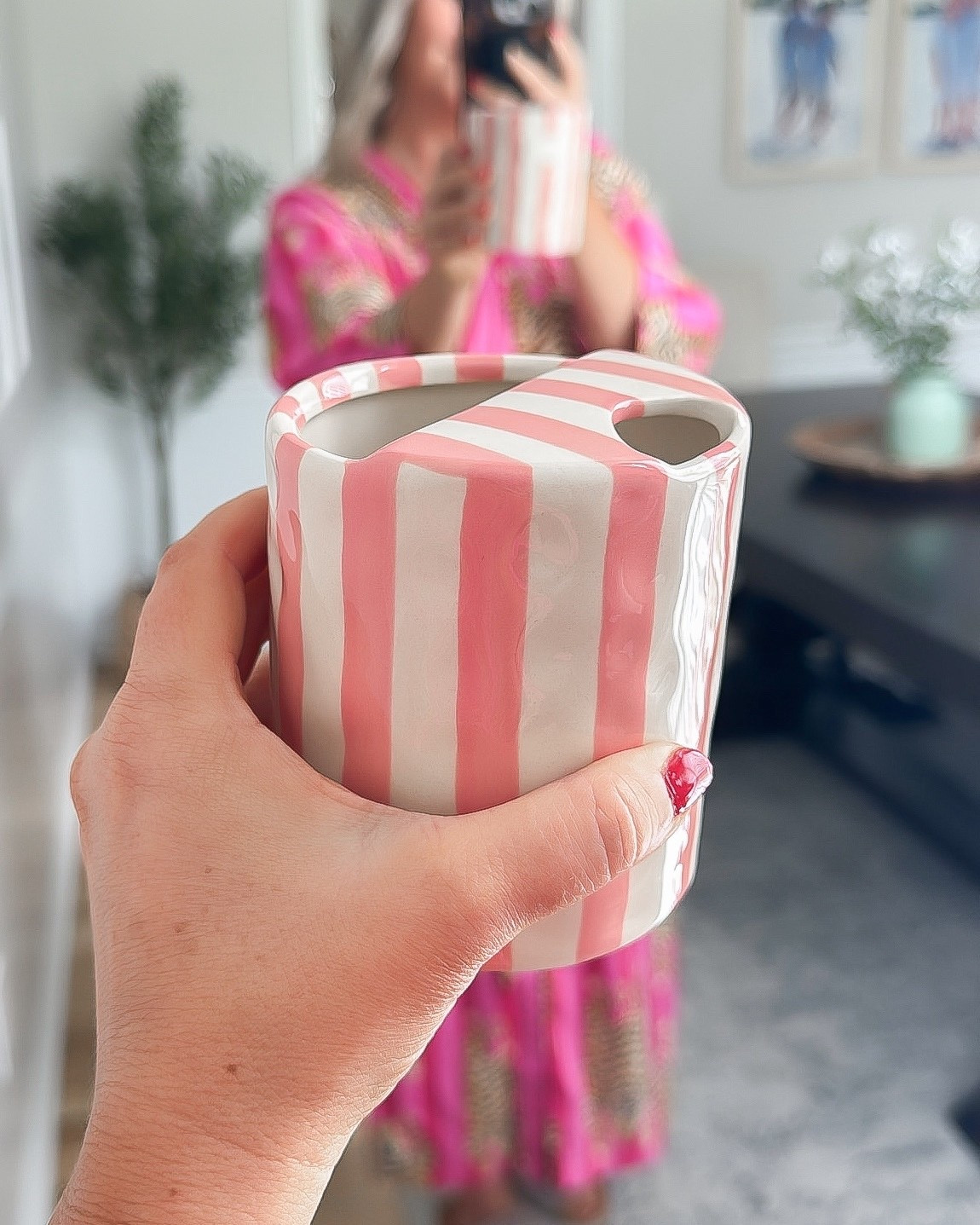 Couldn’t resist this one… the pink stripes are just too cute. Makes my morning coffee feel a little more fun

striped mug cute coffee mug morning routine home finds pink decor everyday favorites cozy home lovelylifestyling

#LTKHome #LTKSeasonal #LTKOver40