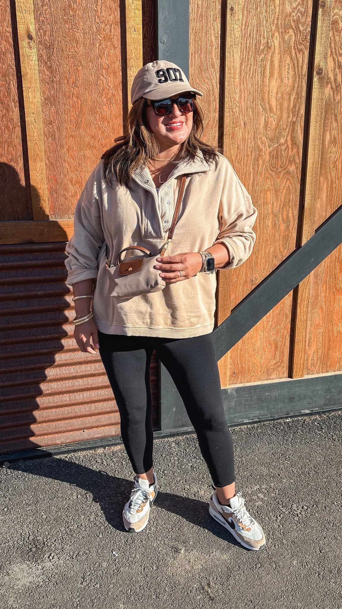 Aerie sweatshirt (L)
Aerie leggings (L)
Amazon Crossbody 
Nikes


#LTKMidsize #LTKStyleTip #LTKOver40