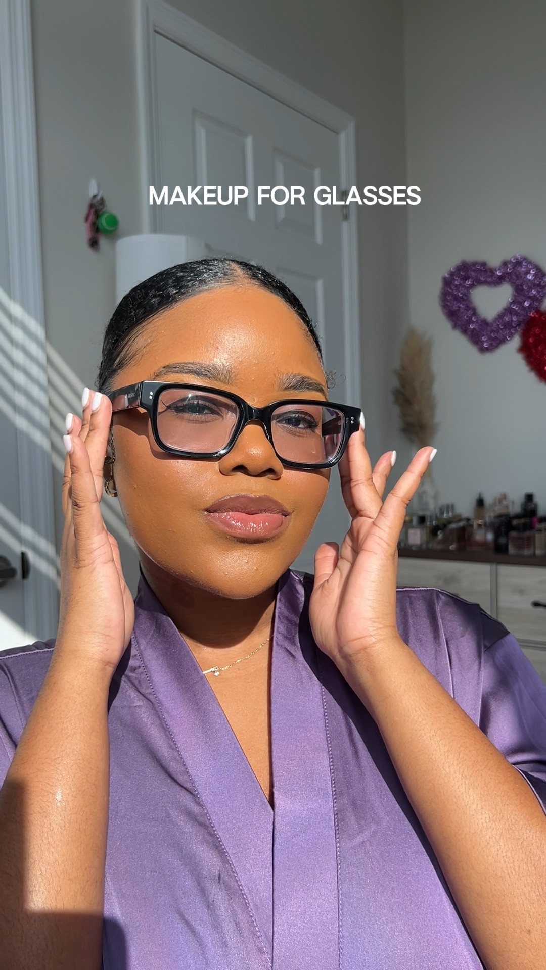 Makeup routine, makeup look for glasses, base routine, soft glam makeup look

#LTKVideo #LTKbeauty