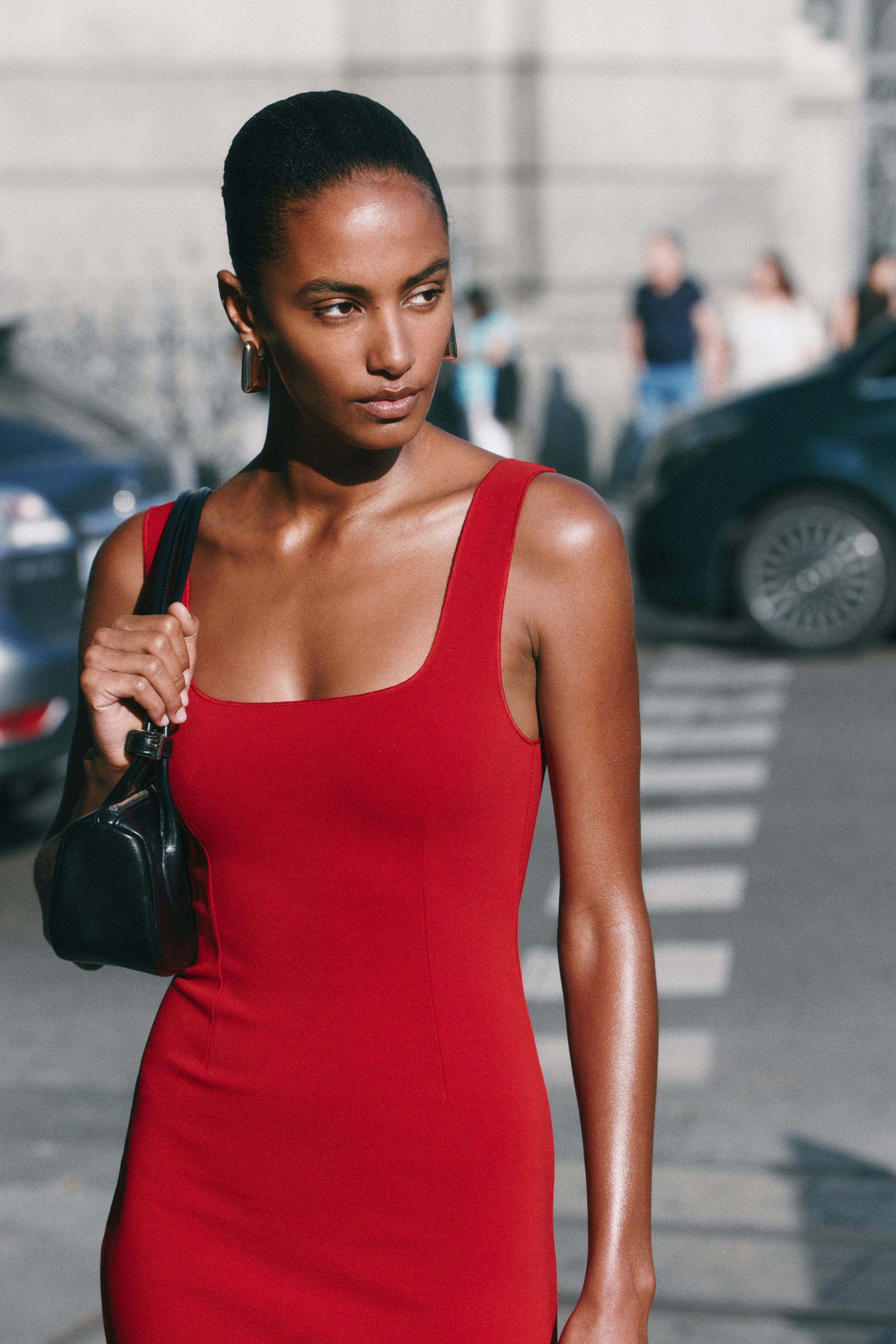 Dart-detail dress - Red - Ladies | H&M GB | H&M (UK, MY, IN, SG, PH, TW, HK)