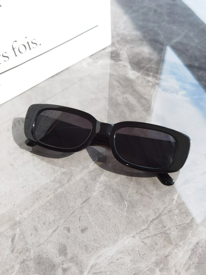 1 pieza Gafas de sol negras de moda para mujeres, pequeñas y rectangulares, accesorios para la p... | SHEIN