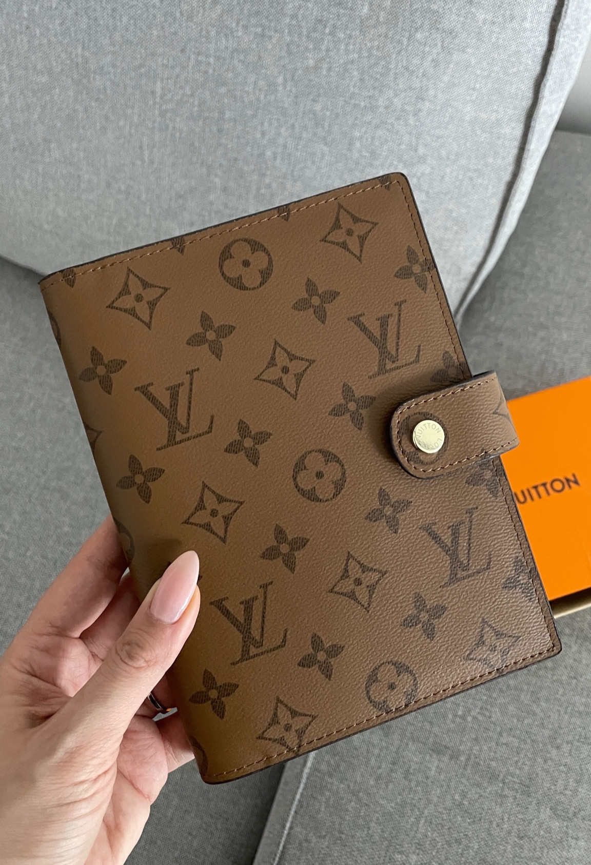 LOUIS VUITTON MEDIUM (MM) AGENDA, FLIP THROUGH