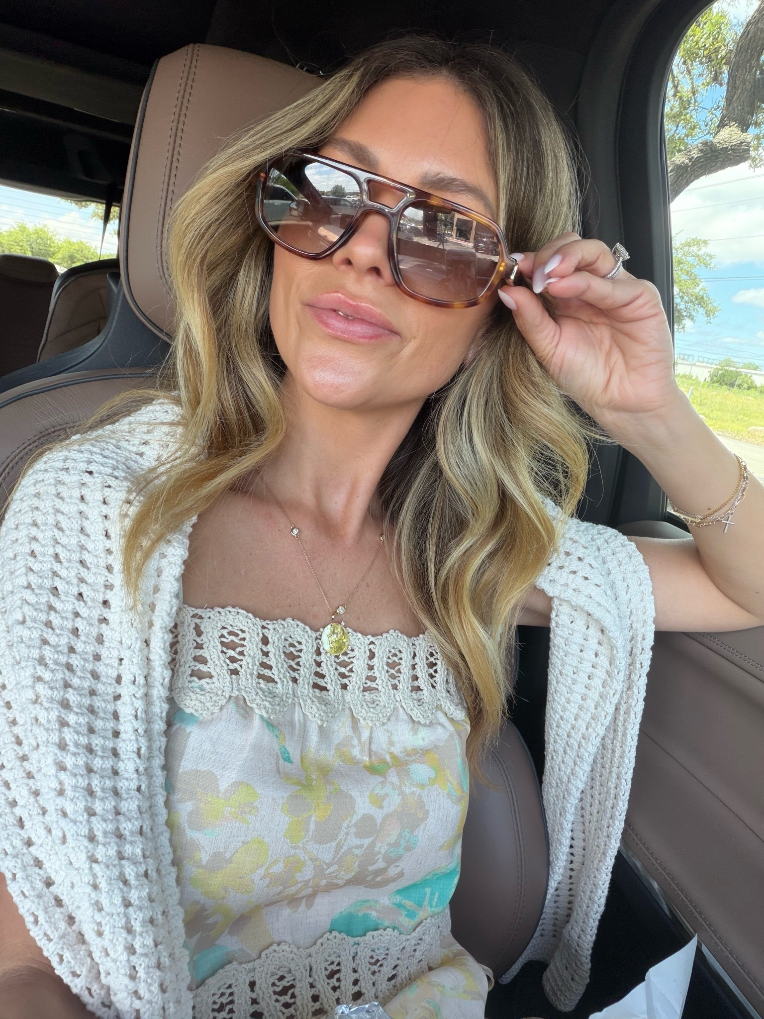 I feel like a cool mom 😎 in my new sunglasses 🕶️

#LTKootd #LTKOver40 #LTKPetite