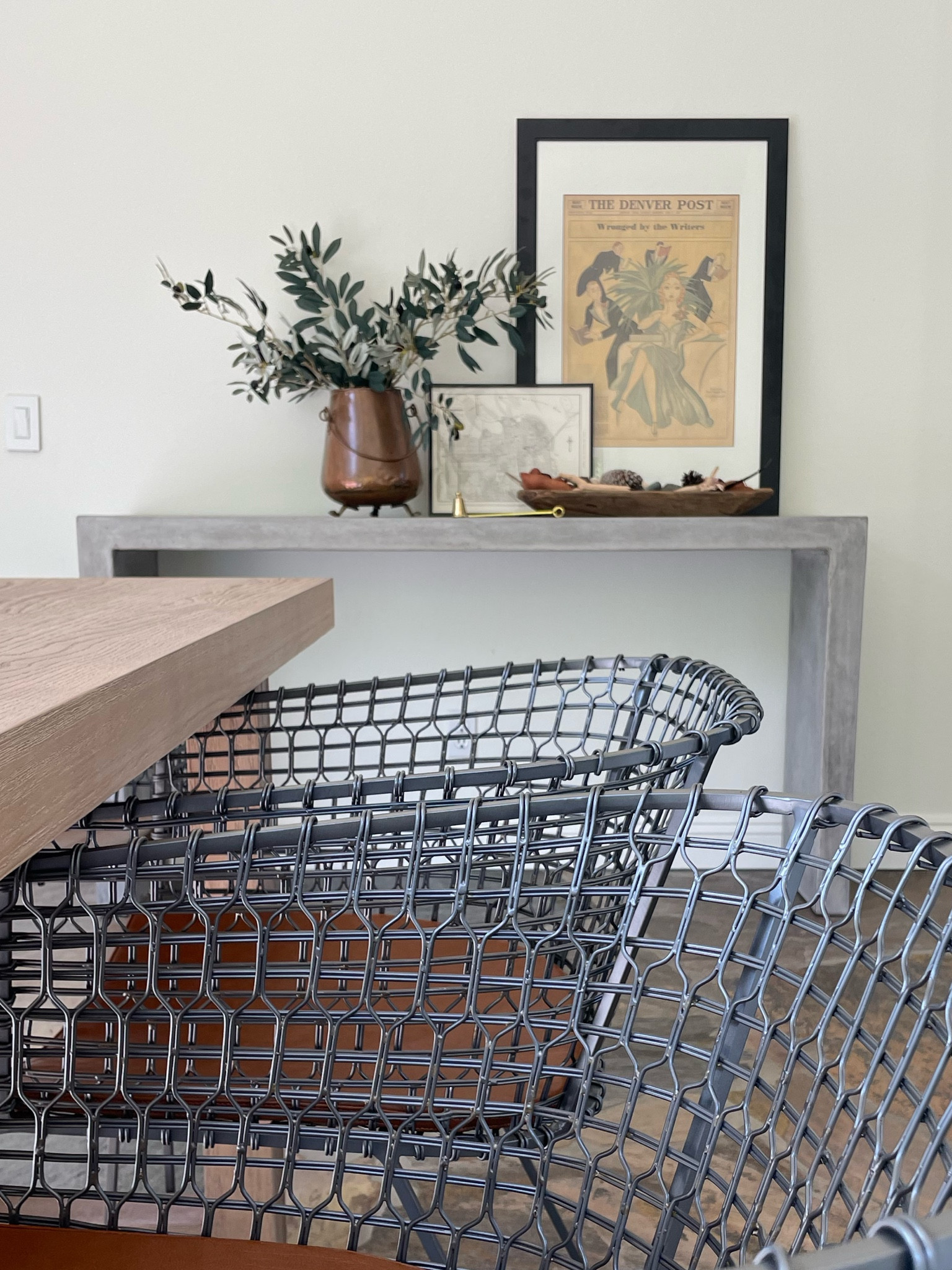 Our dining room refresh is coming along. Still waiting on a bar hutch and pendant light. I linked what you can see here. 

#diningroom #diningtable #diningchairs #consoletable 

#LTKhome
