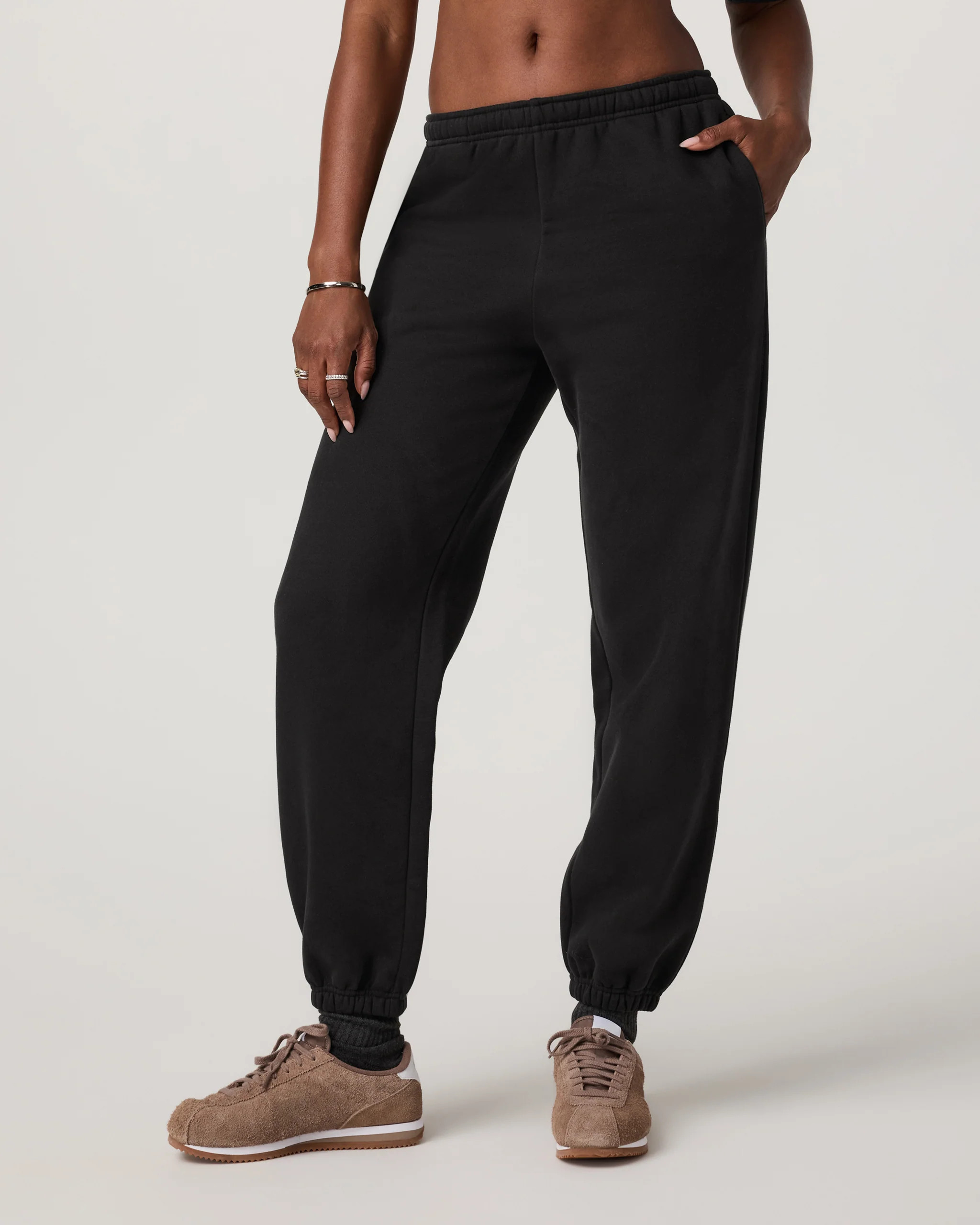 Women's Restore Classic Sweatpant - Short | Washed Black | Vuori | Vuori Clothing (US & Canada)