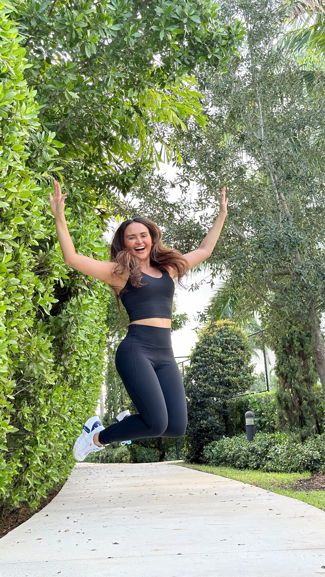 My new fave activewear set from IUGA 💕
Soft, flattering, and made for everyday comfort.
Linked on LTK 🤍 #LTKfit #LTKactive #LTKfashion


#LTKBeauty #LTKSaleAlert #LTKActive