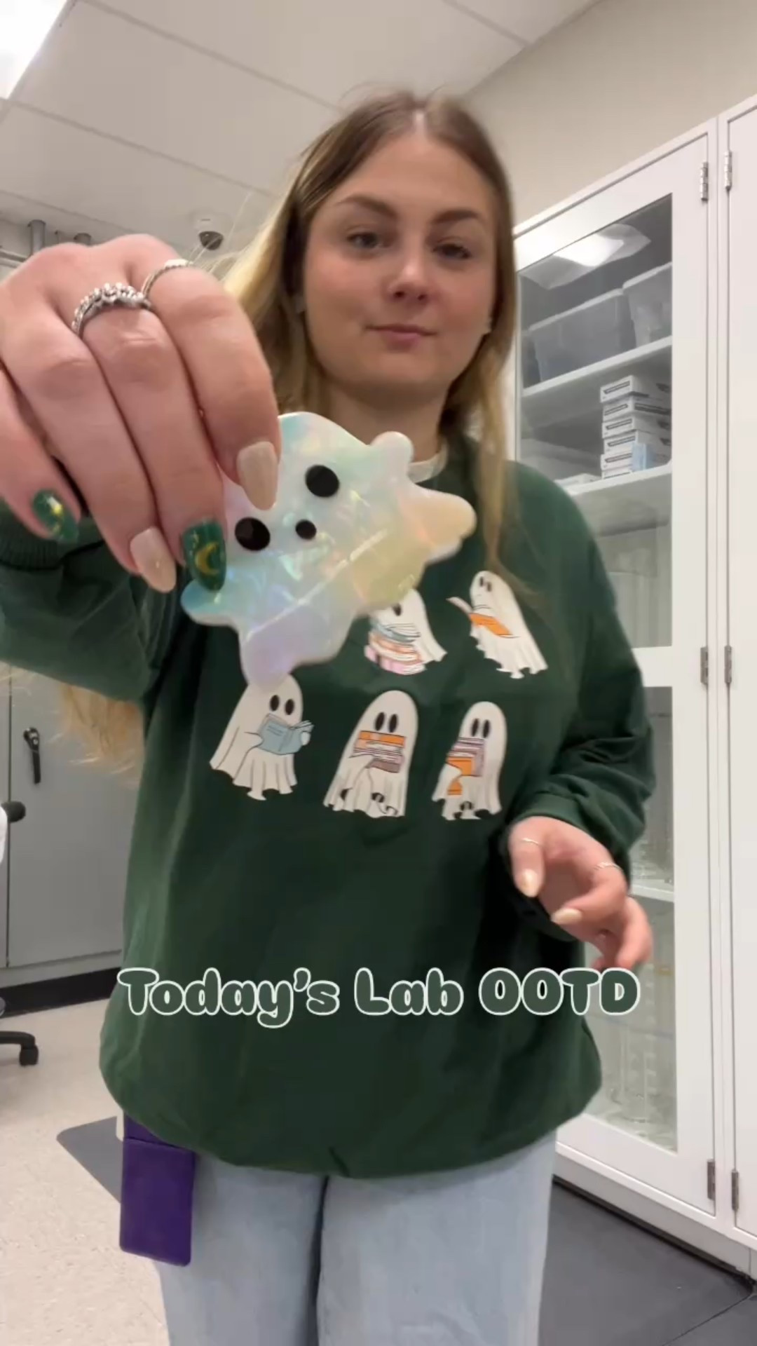 Just a boo doing her best in the lab 👻💚 

This ghost sweatshirt is giving spiritually stable but scientifically chaotic vibes. Perfect for spooky season, cozy study days, or haunting the coffee line ☕️

🧪 Shop this oversized Halloween sweatshirt, cute ghost shirt, fall outfit, comfy cozy look, ghostcore aesthetic, spooky season style, and casual fall fashion all on my LTK!

#LTKfall #LTKunder50 #LTKootd #spookyseason #fallfashion #halloweenvibes #graphictee #ghostshirt #cozyvibes #comfystyle #falloutfitinspo #labgirl #ootdfunny #comfyandcute

#LTKWorkwear #LTKFindsUnder50 #LTKHalloween