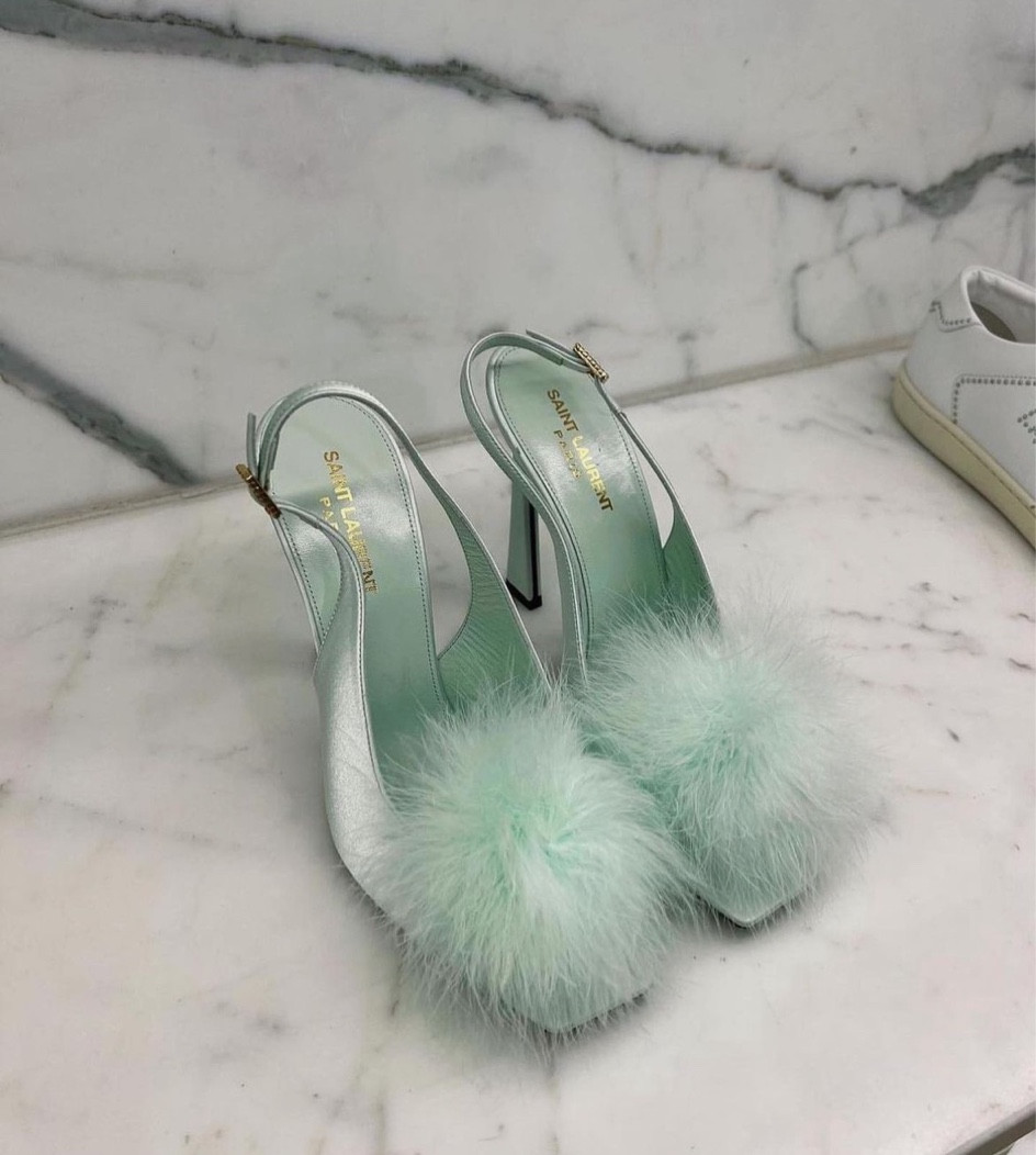 LOVING these gorgeous Jimmy Choos! Such a fun summer color 

#LTKFind #LTKshoecrush #LTKstyletip