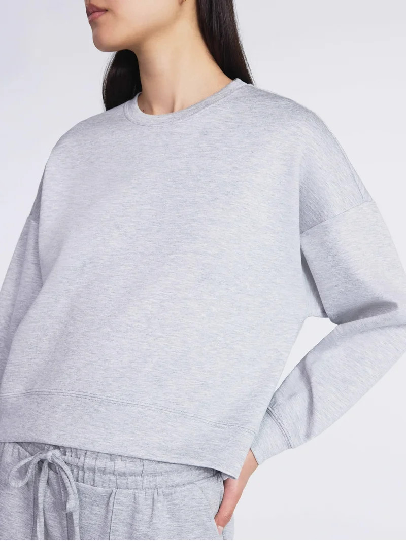 Scoop Women's and Women's Plus New Scubaknit Cropped Sweatshirt with Drop Sleeves, Sizes XS-4X | Walmart (US)