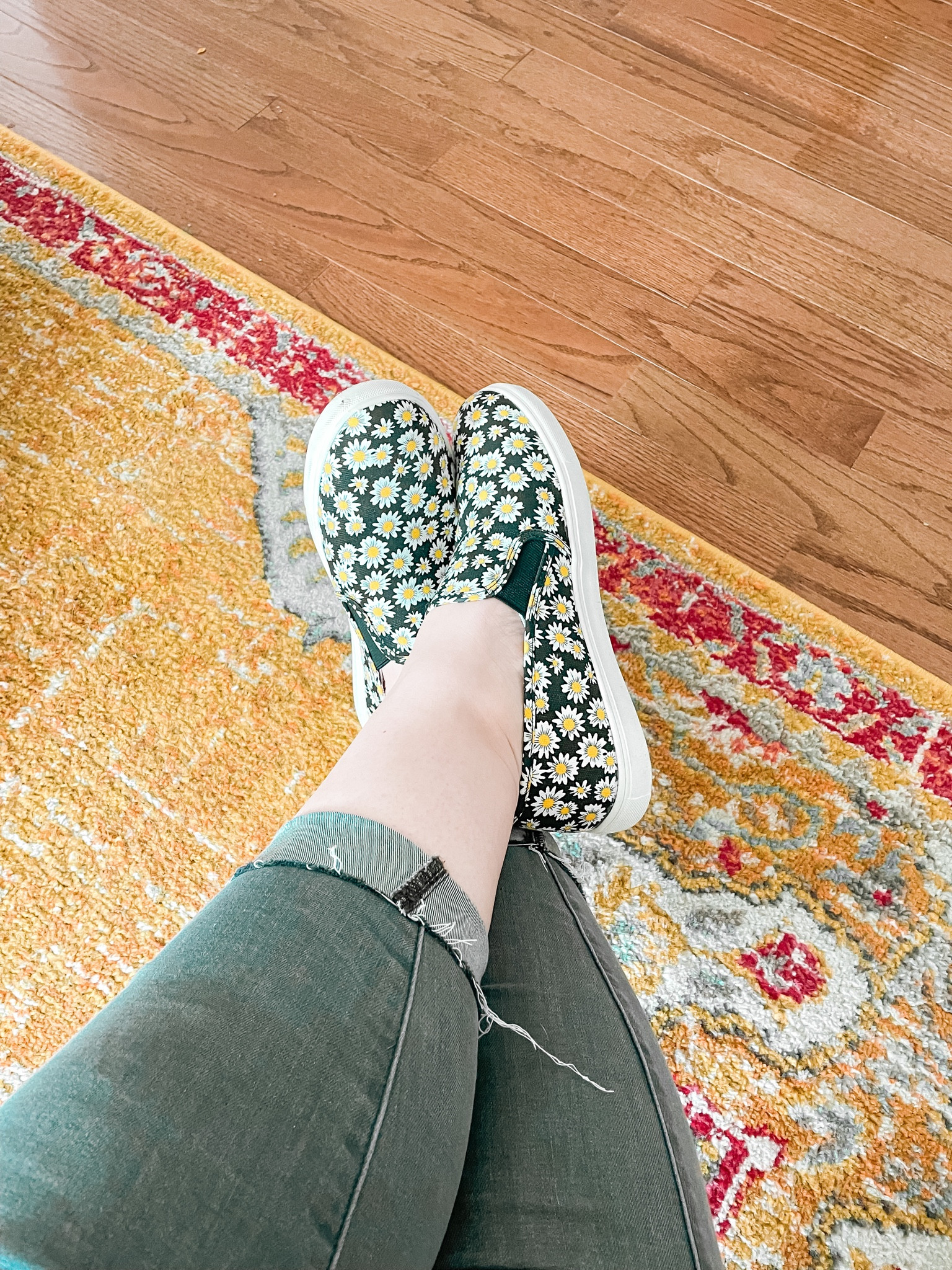 Floral shoes, canvas sneakers, plus-size jeans, black jeans, gray jeans, area rug 

#LTKcurves #LTKshoecrush #LTKstyletip