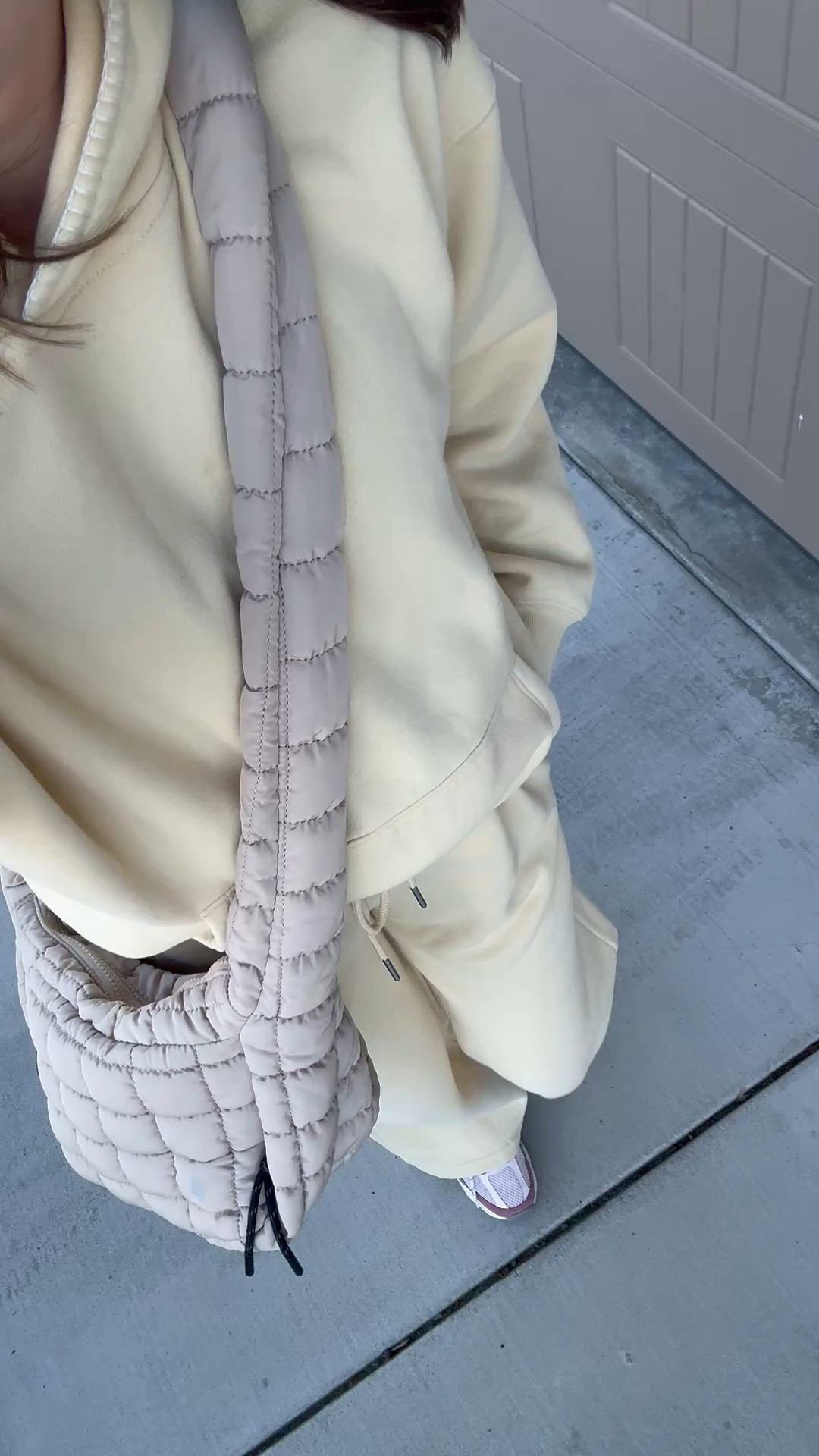 My favorite set in the best color💛 wearing size small in both pieces

Abercrombie style | hoodie | sweats | fpmovement | new balance | yellow set 

#LTKootd