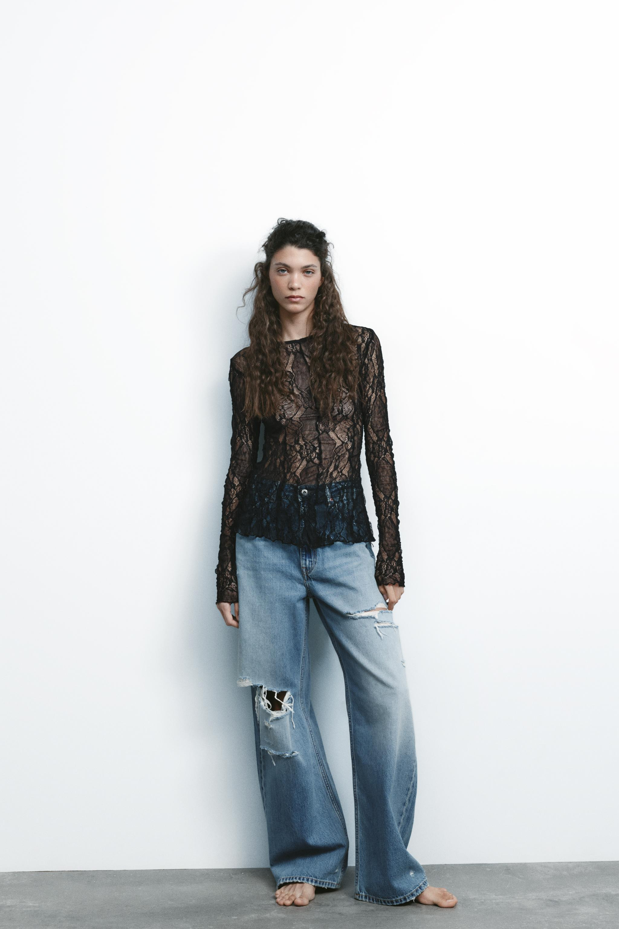 TRF MID-RISE BAGGY RIPPED JEANS | Zara US