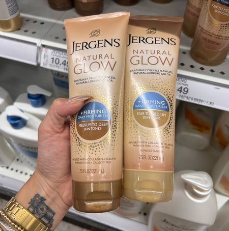 #ad Let’s get ready for the beach with @jergensus and @target this is my lazy girl hack for a natural glow! #Jergenspartner #targetpartner #target #jergens


#LTKfindsunder50 #LTKbeauty