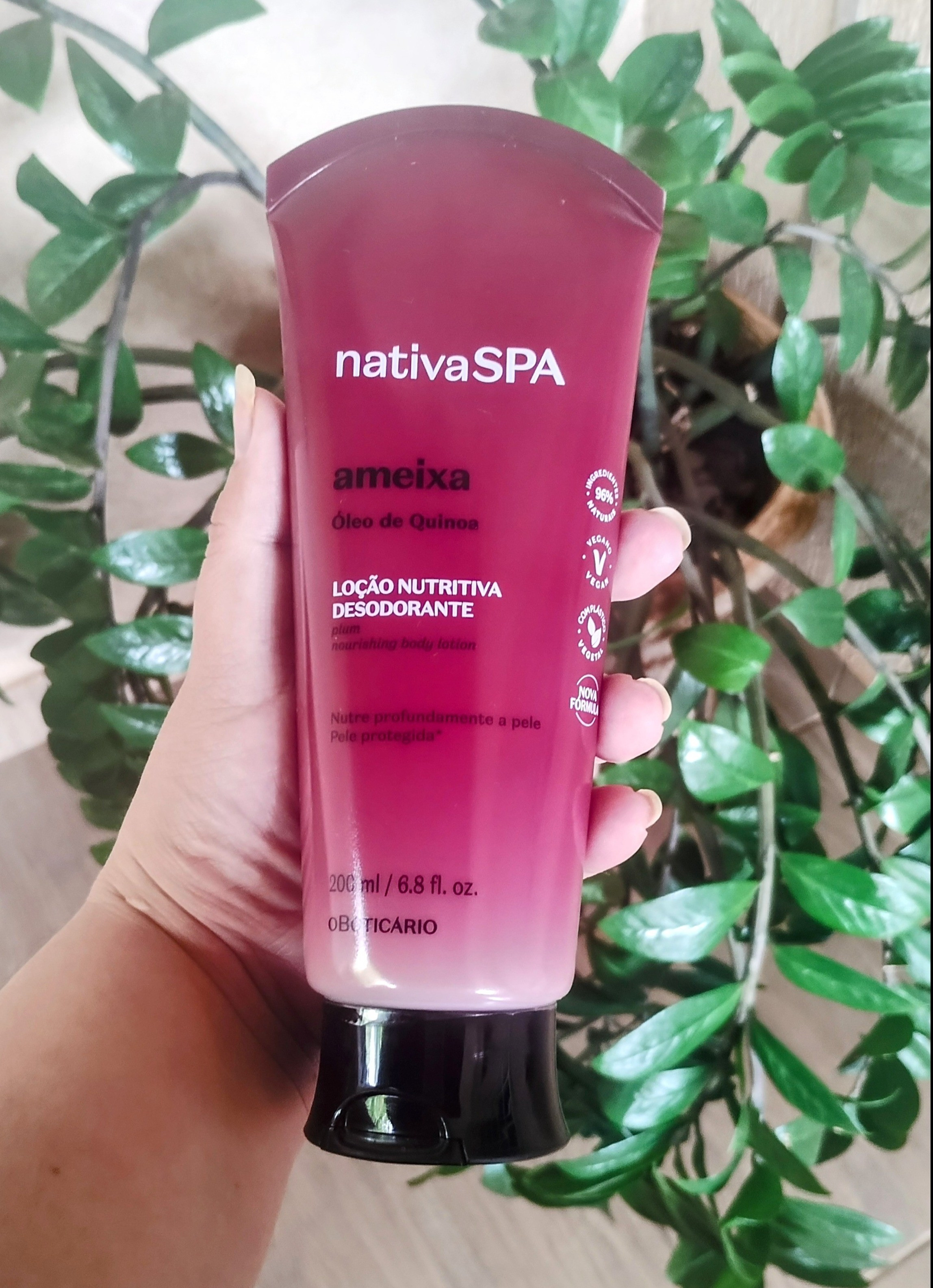 Um dos meus hidratantes queridinhos. Quem aí tbm ama essa fragrância???A Loção Nutritiva Desodorante Ameixa com Óleo de Quinoa Deixa a pele cheia de Vida e com cheirinho maravilhoso 🥰🥰

#LTKbrasil #LTKbeauty #LTKfamily