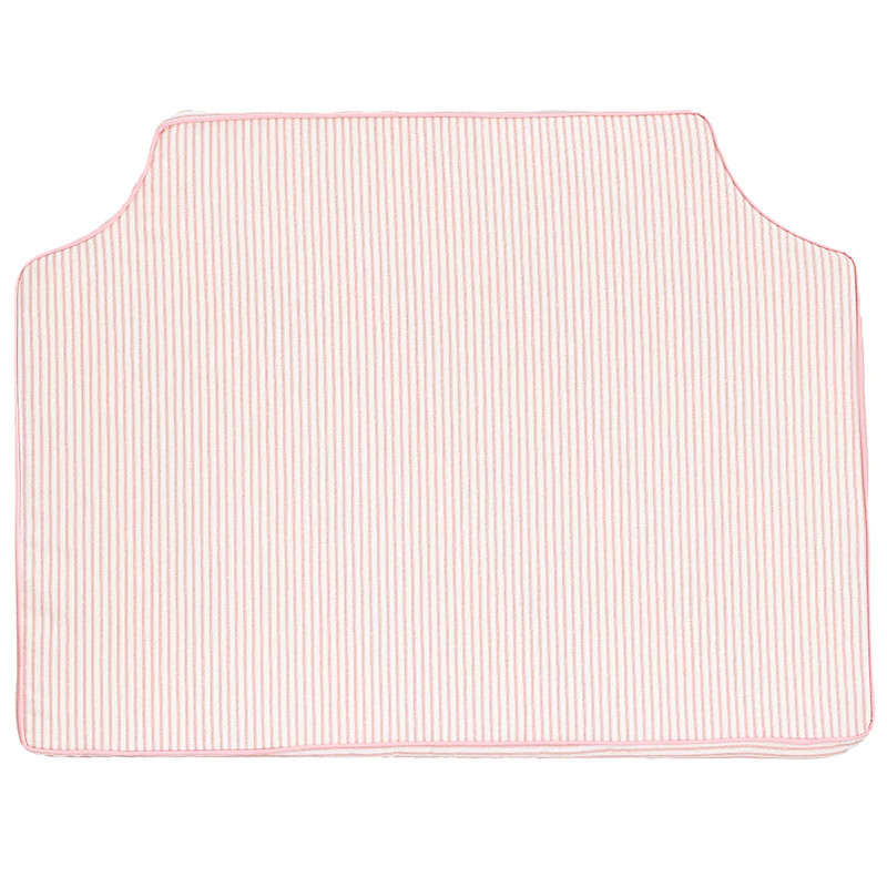 Lee Shell with Blush Pipe Headboard | Room 422