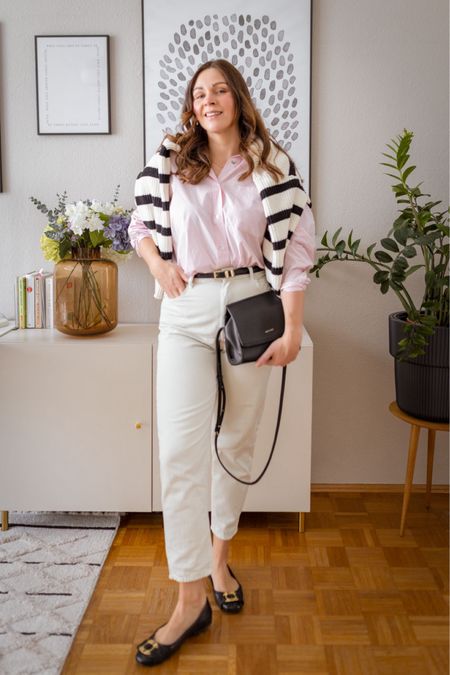 White Jeans and pink blouse spring outfitt

#LTKstyletip #LTKeurope #LTKover40