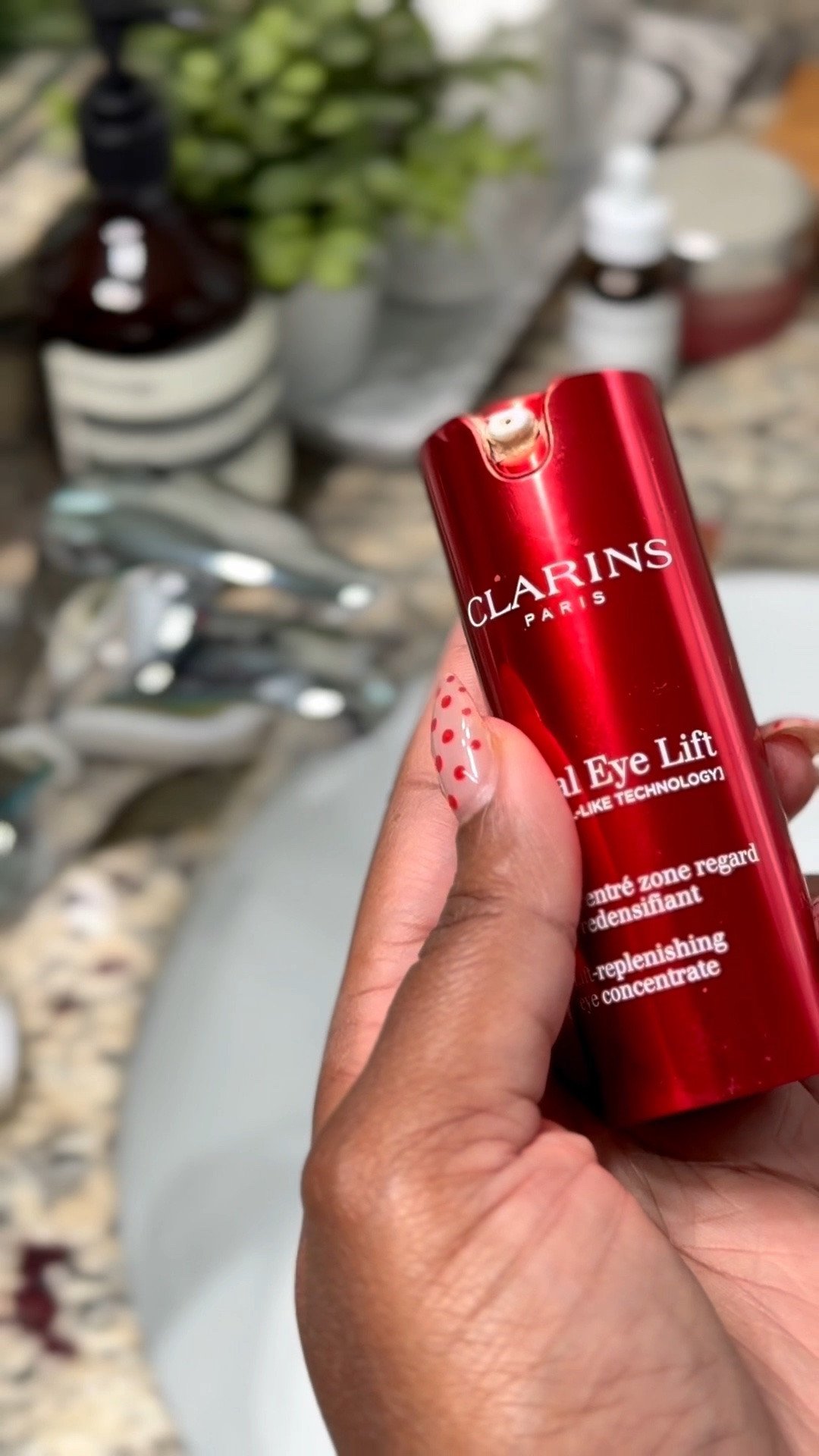 This eye cream has my 40+ under eyes glowing @clarins has the best eye cream 💯

#LTKgrwm #LTKmorningroutine #LTKBeauty