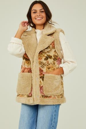 Sherpa Floral Vest | Altard State | Winter Outfit | Altar'd State
