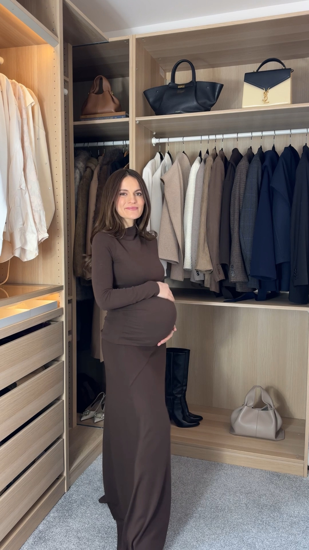 Chic Bump Outfits — Day 30 🤍
All non-maternity options, so you don’t have to buy clothes you’ll never rewear.

Fit reference:
160 cm | 60 kg | wearing size S in everything , 33 weeks pregnant


#chicbumpoutfits #pregnancyoutfits #bumpstyle #maternitystyle #thirdtrimester #elegantstyle #simplechic

#LTKwinter

#LTKmaternity #LTKautumn #LTKmodest