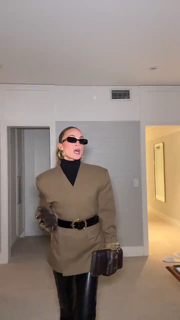   

 

#LTKootd #LTKSeasonal #LTKU