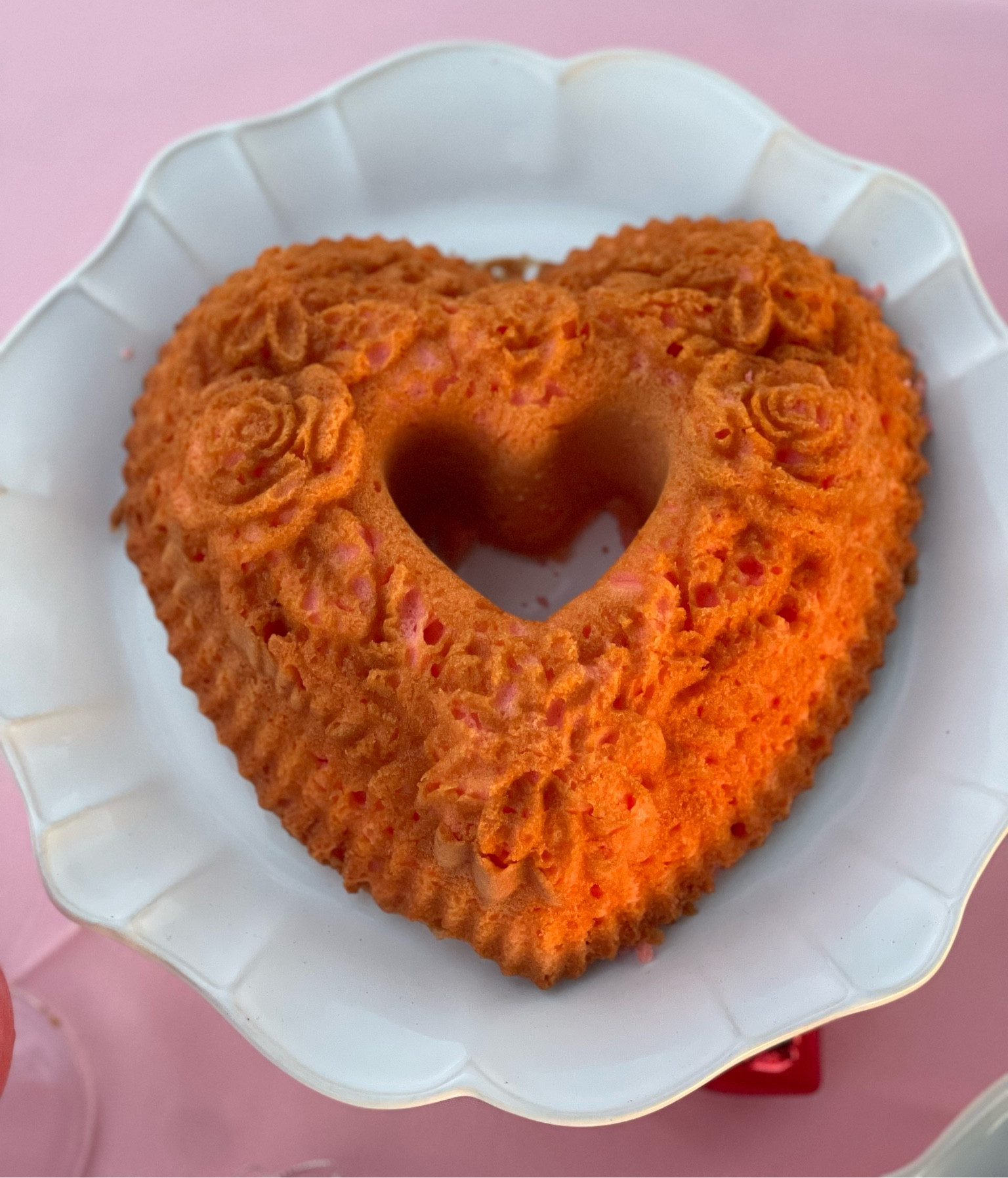 Beautiful heart shaped cake pan for Valentine’s Day, birthdays, anniversaries and more! ❤️💗

#LTKParties #LTKHome #LTKSeasonal
