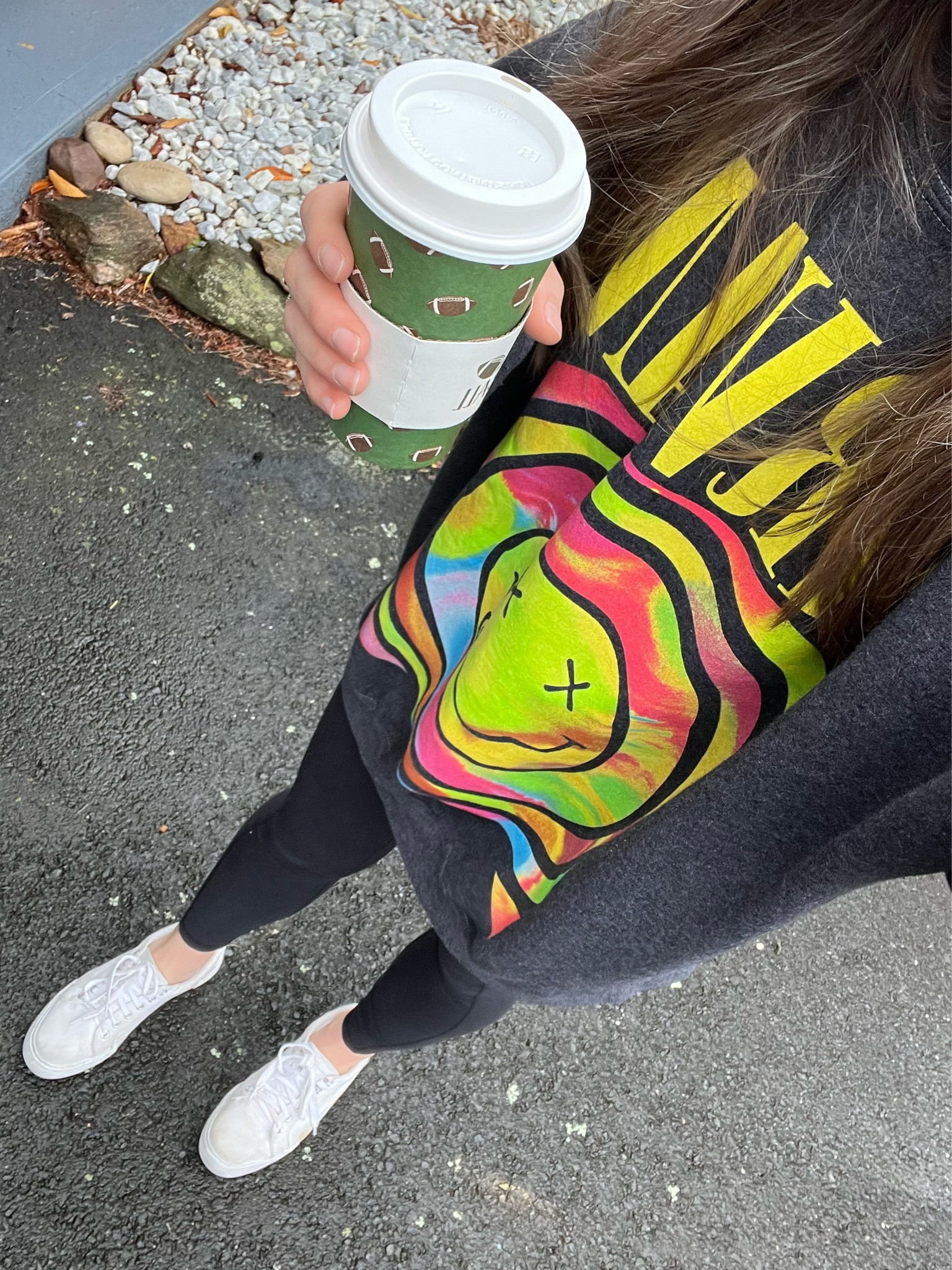 Comfy outfit 
Oversized sweatshirt 
