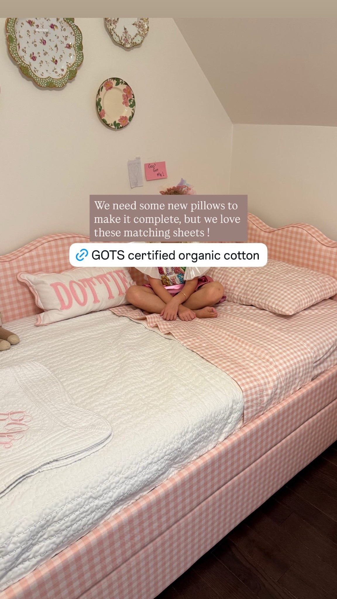 Love these organic cotton sheets we got for Dottie!