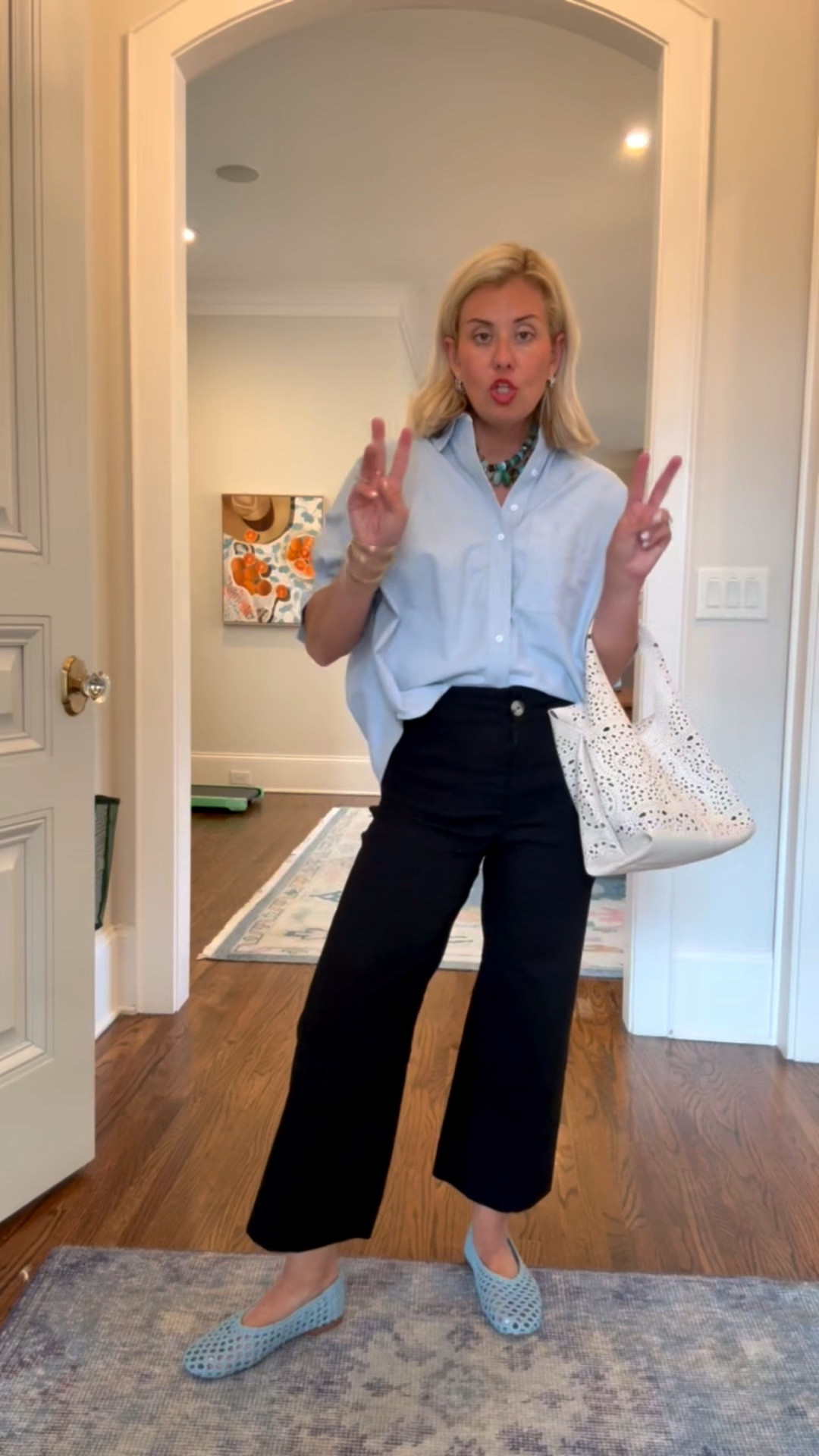 Such an easy outfit and I’m here for it!! Anthro for the win! 
Top - xs
Colettes - 26P
Shoes - 7 (size 1 down)


*Use my code CATHERINE20 for 20% off Orders of $100+ at Anthropologie 
*Dates: Thursday 6/25 – Sunday 6/28

#LTKdayinmylife #LTKootd #LTKmomlife
