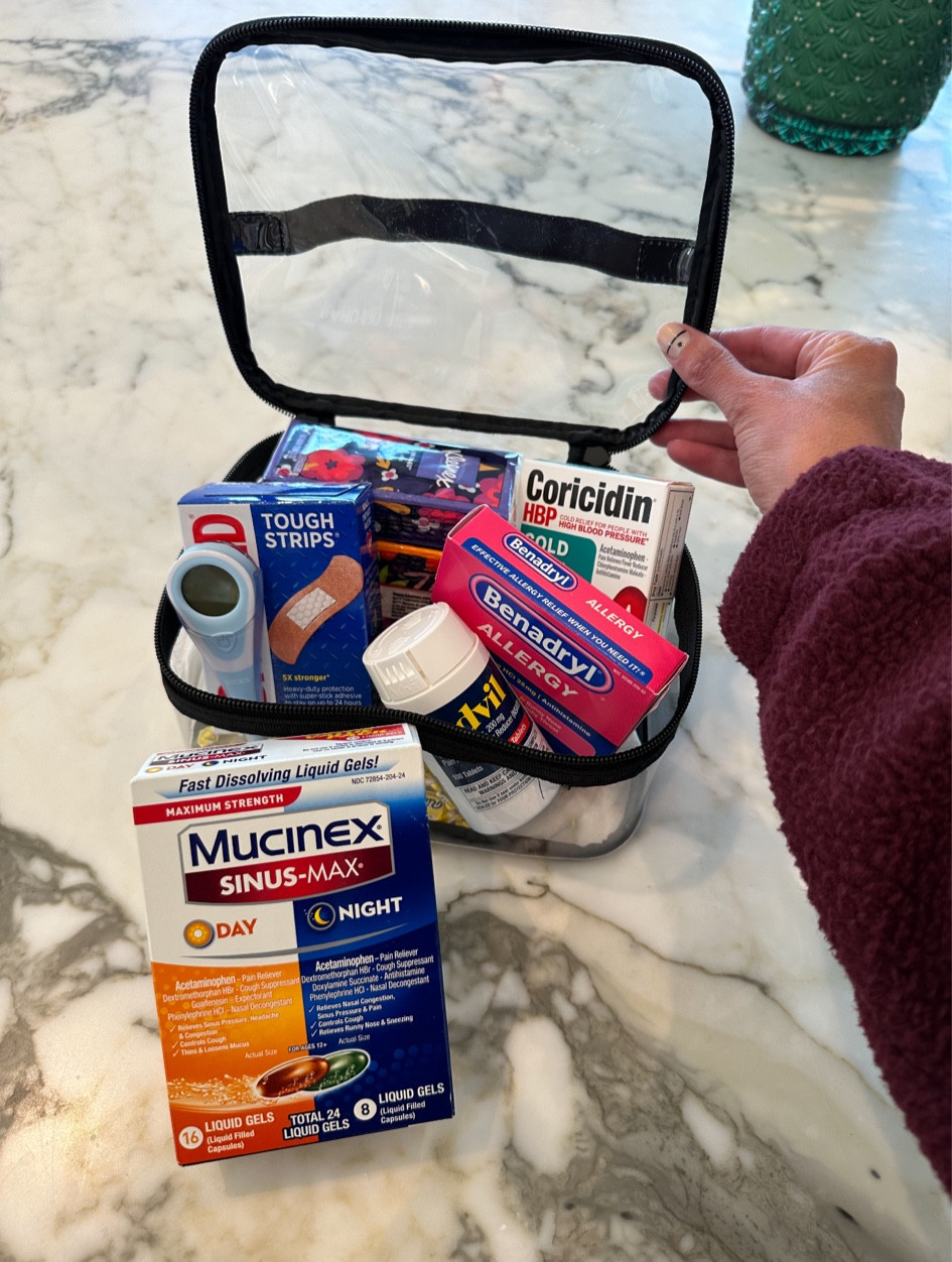 I know we all have Spring Break on the brain… but unfortunately we are still very much in cold & flu season! #ad But don’t worry .. @krogerco has got you covered! Kroger Ship is easy to use with no paid membership required. With a variety of items available to ship right to your door. I’m taking this pouch full of goodies with me everywhere! If you’ve not tried Kroger Ship yet… be sure to do so! #krogerpartner #krogership 
