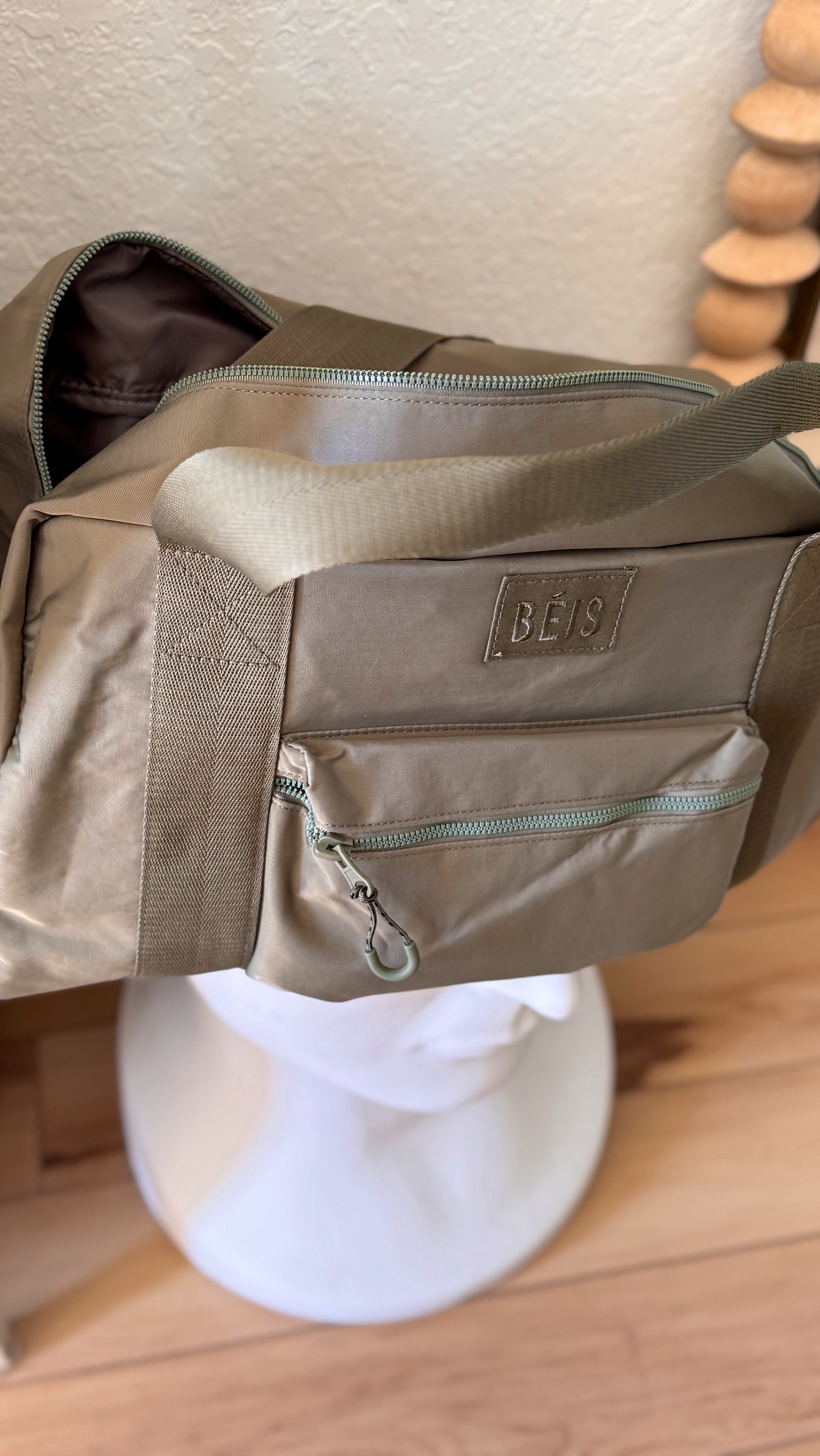 Convertible duffle backpack! 

#LTKTravel #LTKFitness #LTKItBag