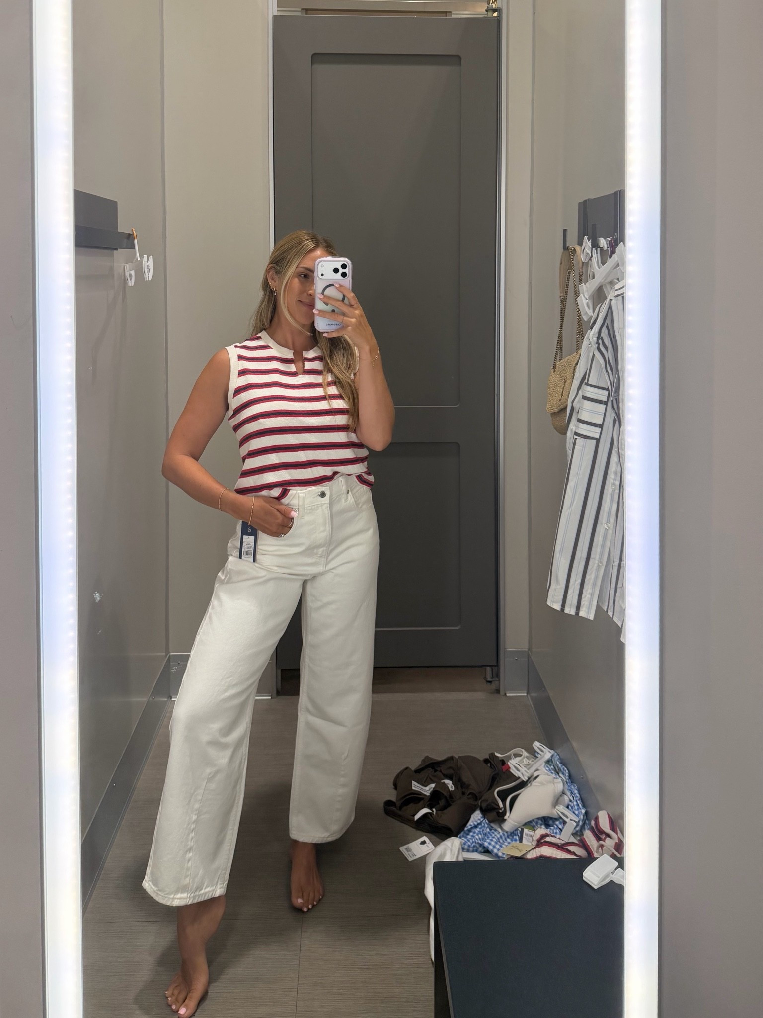 Fourth of July outfit from @Target  🇺🇸 This top is adorable + comes with matching shorts but can never say no to a good white denim! #sponsored