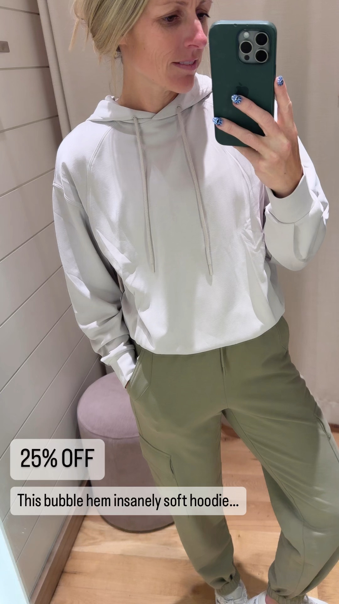 These super soft bubble hem hoodies are a great lightweight layer as the temp starts to cool.  Tons of color options. 

#Joggers #Hoodie #LoungeOutfit #WeekendOutfit #FallOutfit 

#LTKSaleAlert #LTKActive #LTKVideo