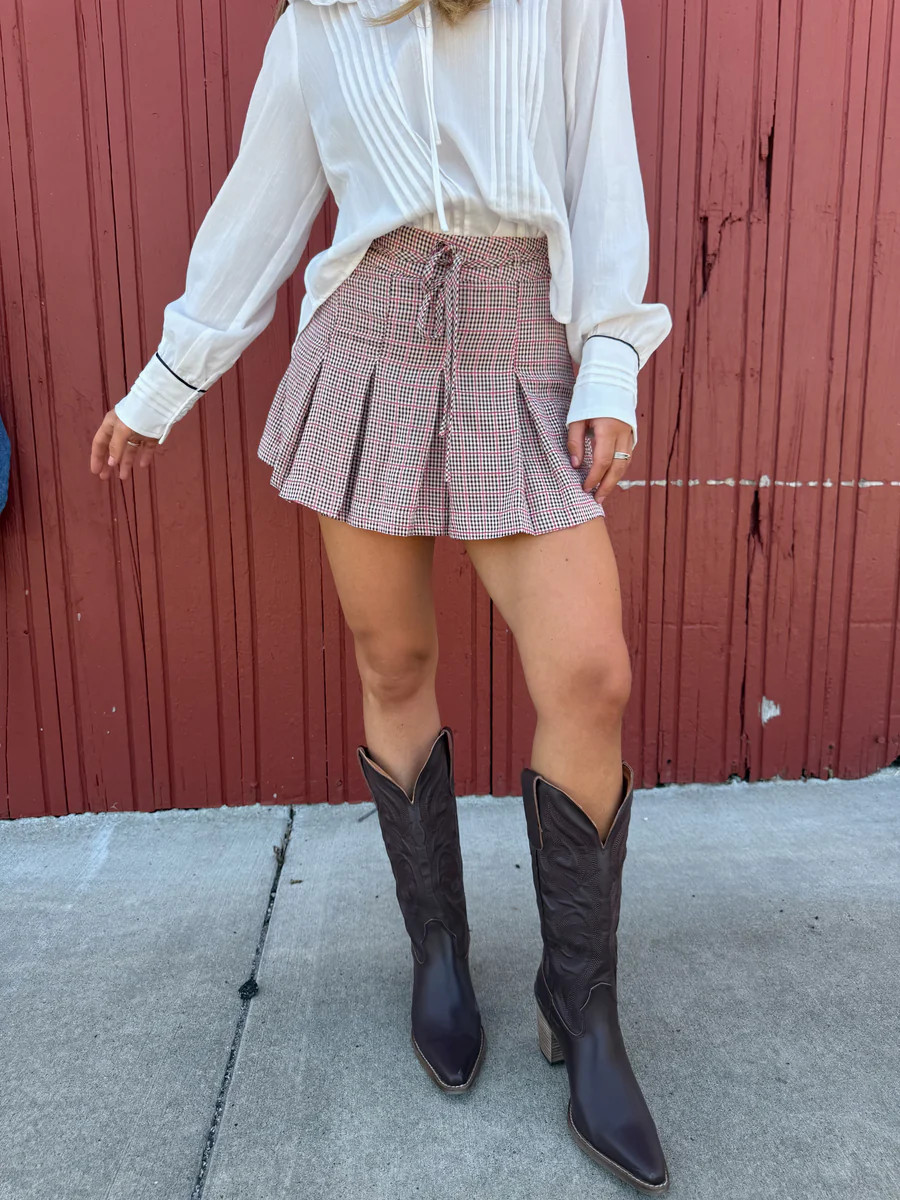 Lena Tie Waist Mini Skort - Burgundy / Cream | Ave and Liv Boutique